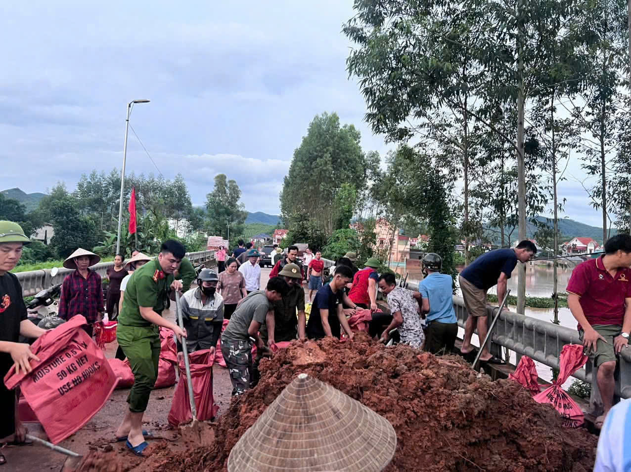 Bắc Ninh: Ba người chết do thiên tai, khẩn trương khắc phục các sự cố đê điều- Ảnh 1. Bắc Ninh: Ba người chết do thiên tai, khẩn trương khắc phục các sự cố đê điều- Ảnh 1.