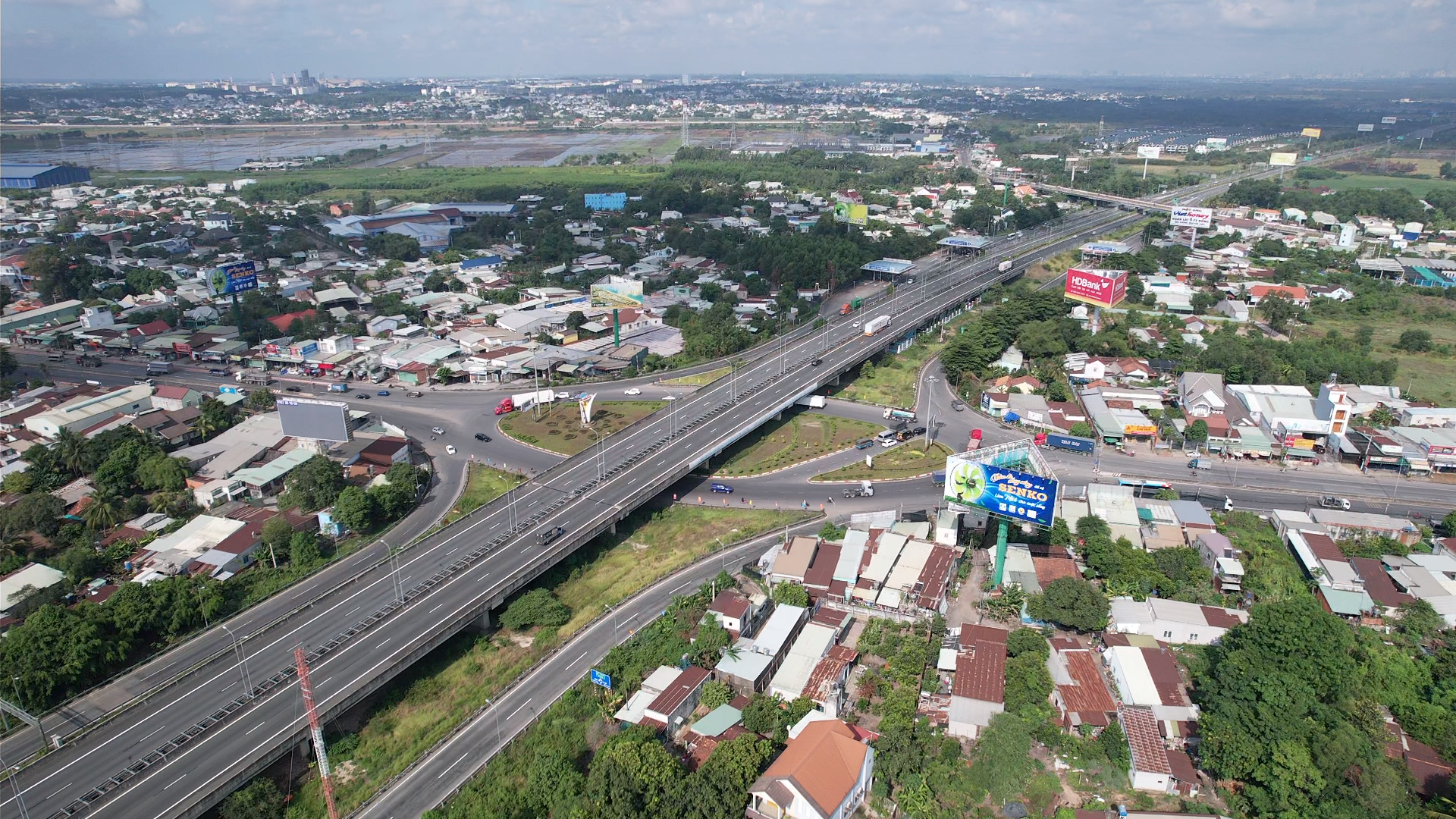 Đồng Nai: Tăng tốc quy hoạch đô thị bứt phá hướng tới thành phố trực thuộc Trung ương- Ảnh 2. Đồng Nai: Tăng tốc quy hoạch đô thị bứt phá hướng tới thành phố trực thuộc Trung ương- Ảnh 2.