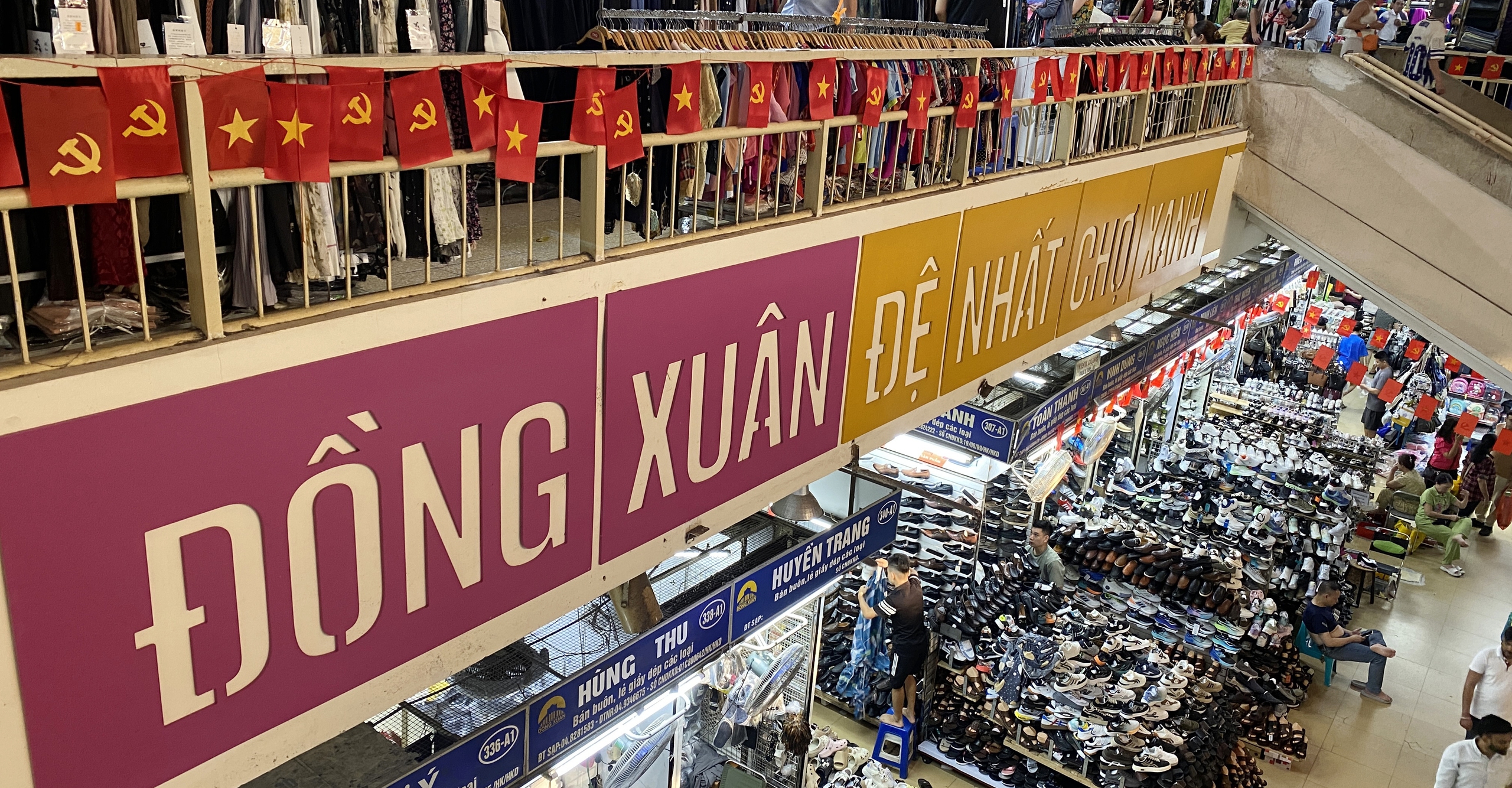 Hà Nội: Chợ Đồng Xuân - Từ không gian ký ức tới "Chợ không rác thải"- Ảnh 10. Hà Nội: Chợ Đồng Xuân - Từ không gian ký ức tới "Chợ không rác thải"- Ảnh 10.