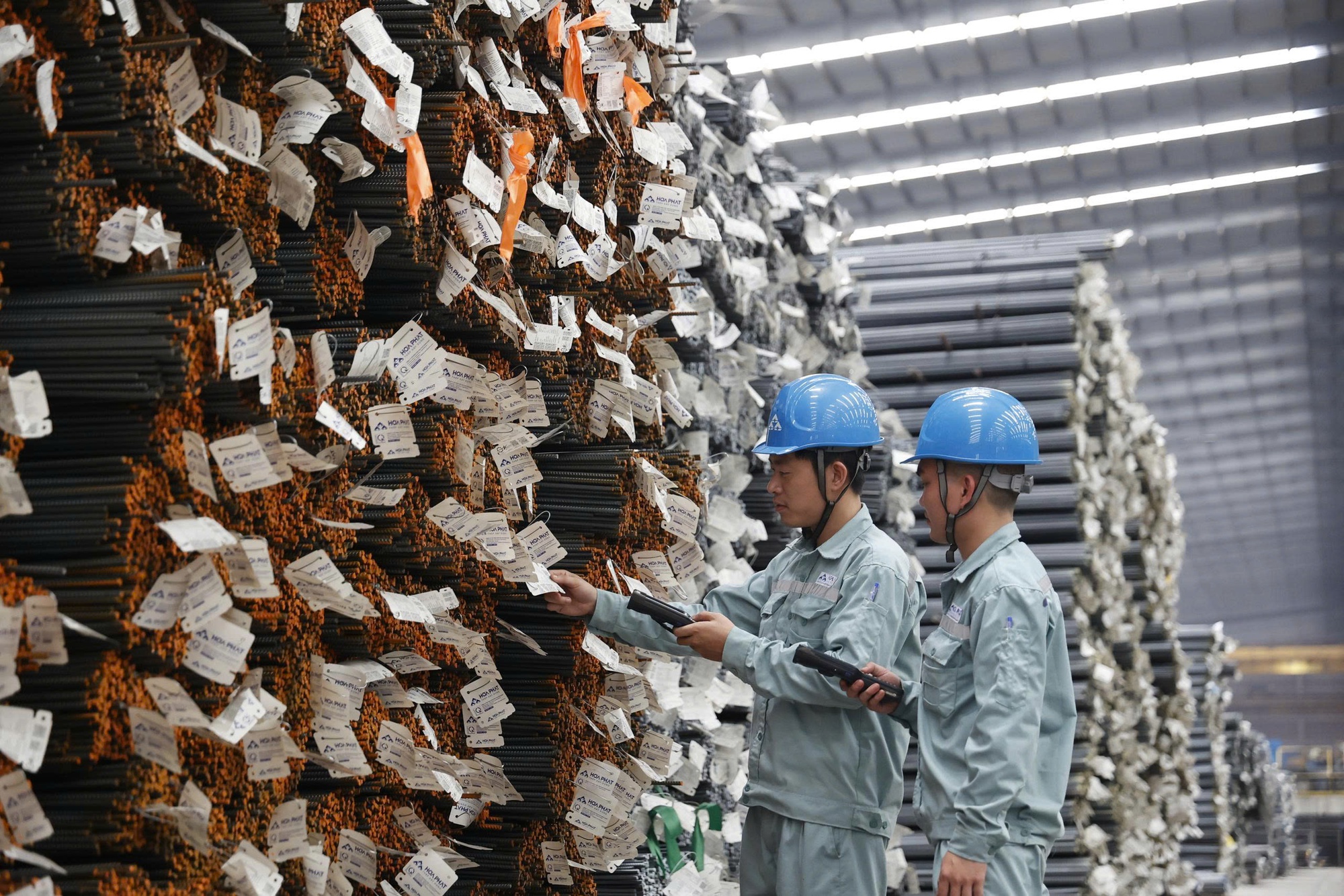 Hòa Phát bán 7,4 triệu tấn thép sau 9 tháng- Ảnh 1. Hòa Phát bán 7,4 triệu tấn thép sau 9 tháng- Ảnh 1.