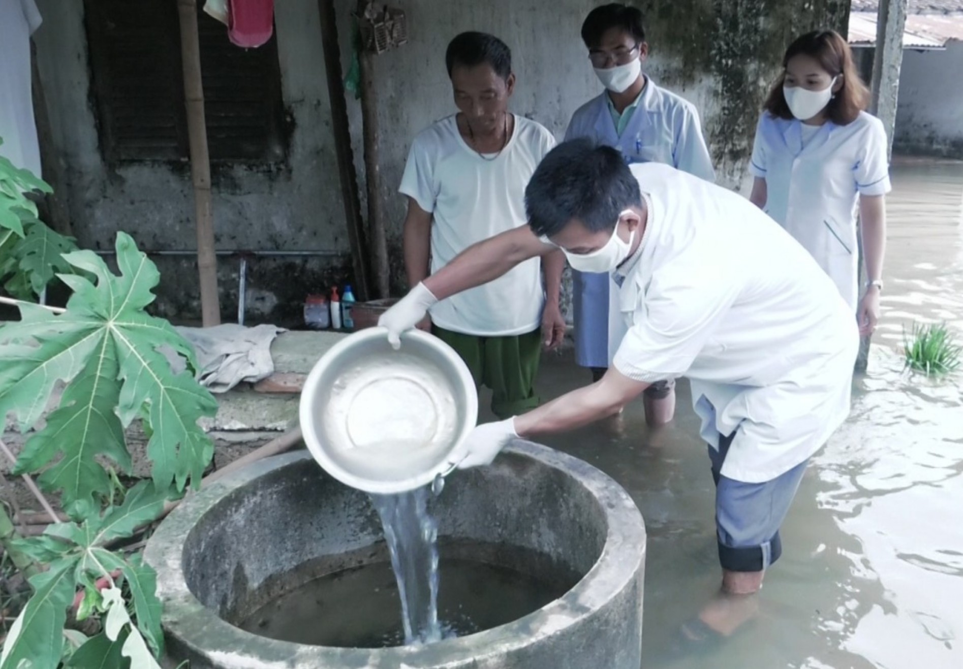 Giám sát nguy cơ ngộ độc thực phẩm vùng lũ lụt- Ảnh 3.