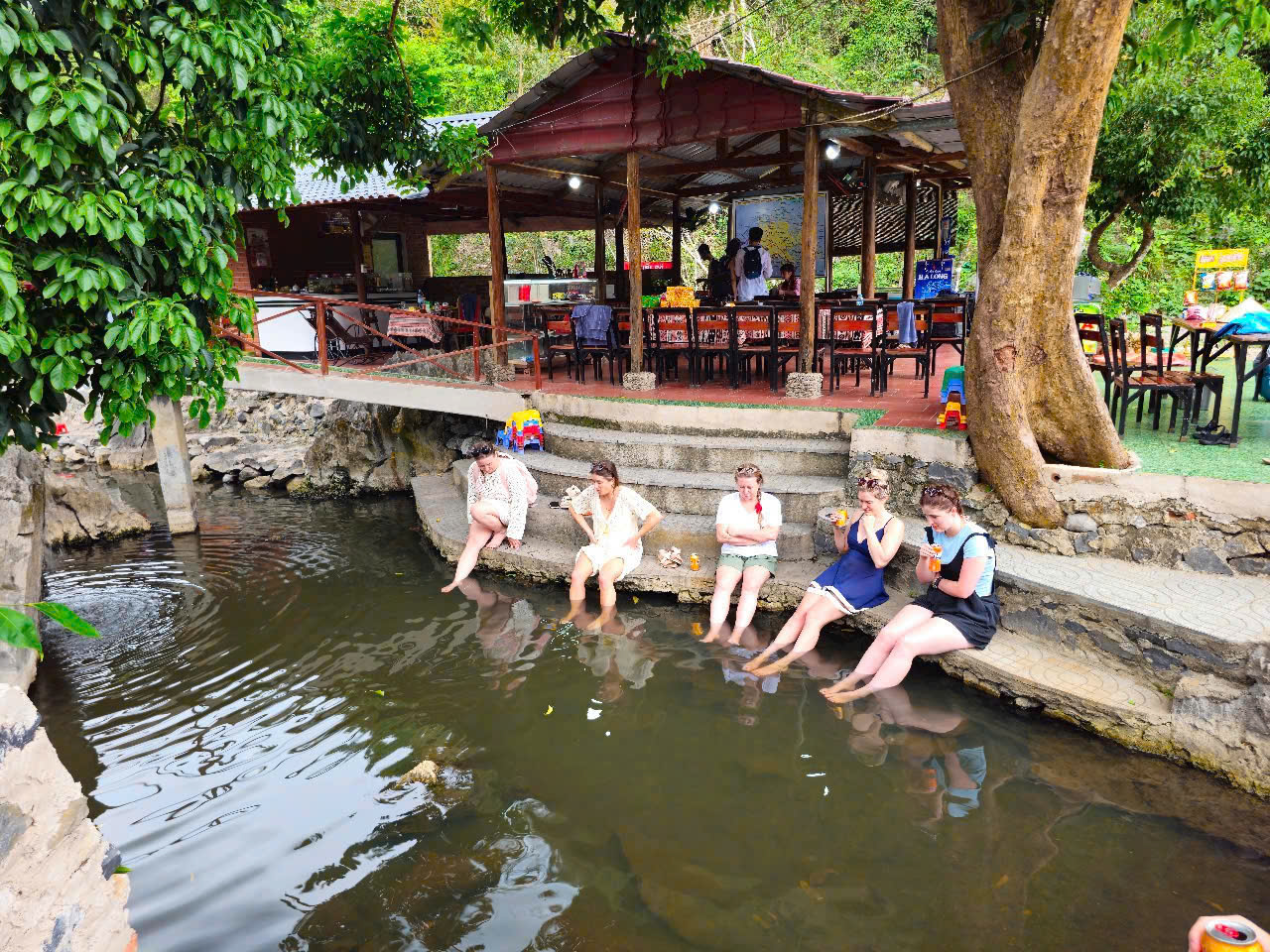 Nông thôn mới: 5km đường nối dài kinh tế xã đảo- Ảnh 2.