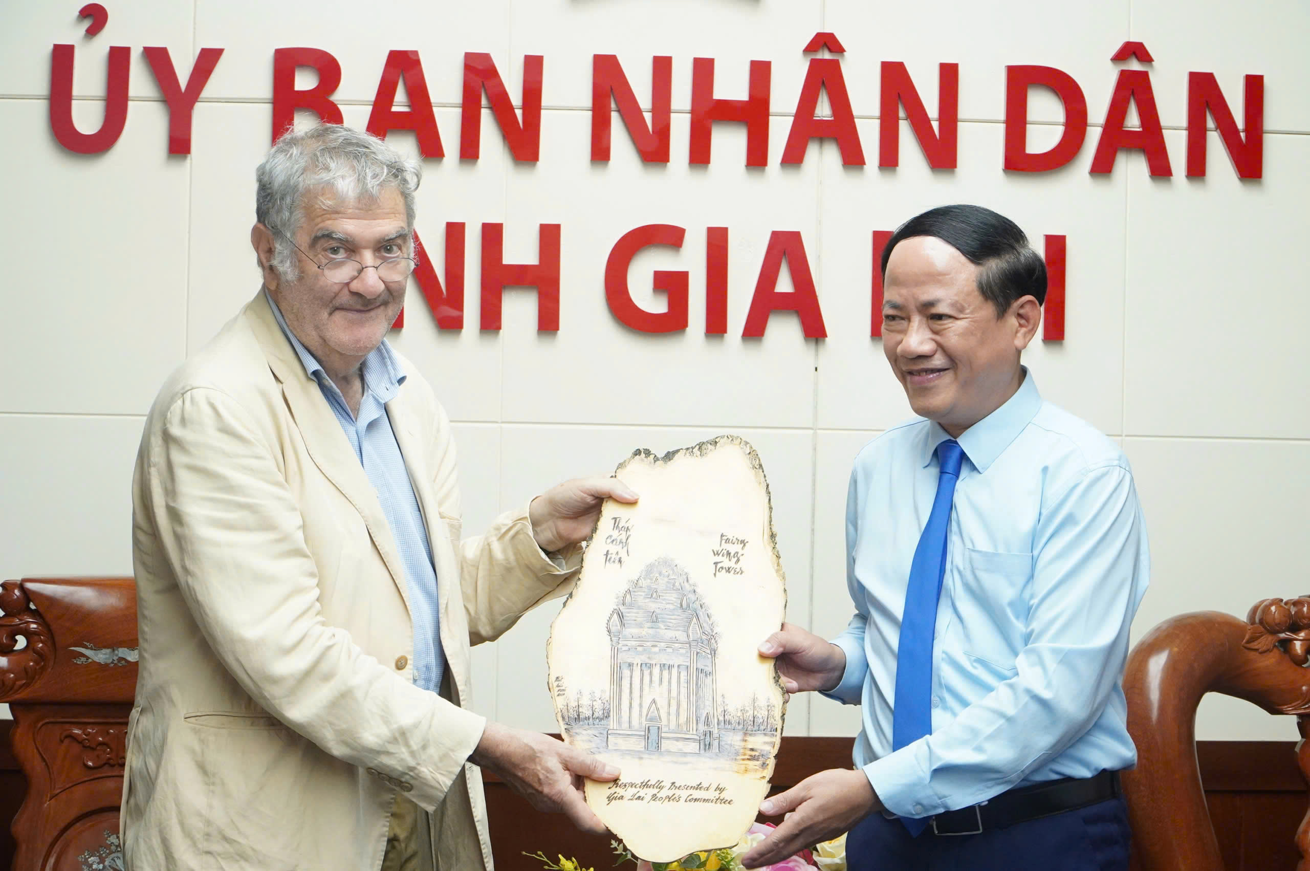 Chủ tịch tỉnh Gia Lai: Lấy khoa học công nghệ là nòng cốt để phát triển- Ảnh 3. Chủ tịch tỉnh Gia Lai: Lấy khoa học công nghệ là nòng cốt để phát triển- Ảnh 3.