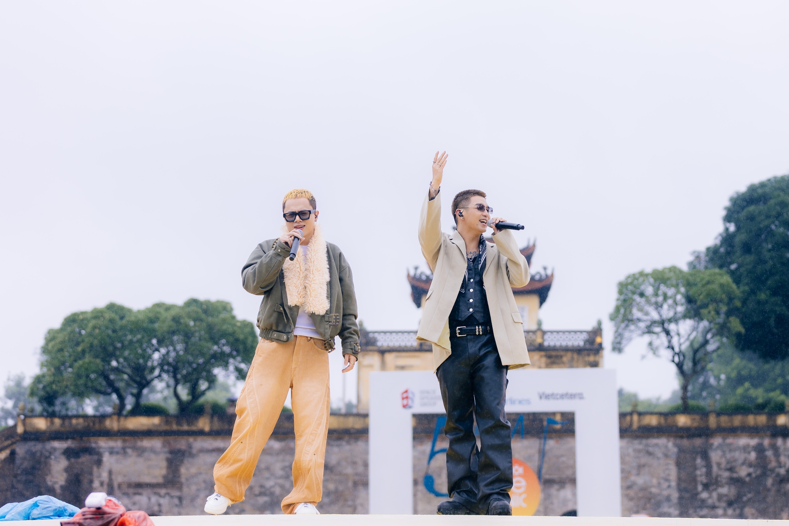 Hàng nghìn khán giả đón bình minh cùng 5AM Concert- Ảnh 7. Hàng nghìn khán giả đón bình minh cùng 5AM Concert- Ảnh 7.