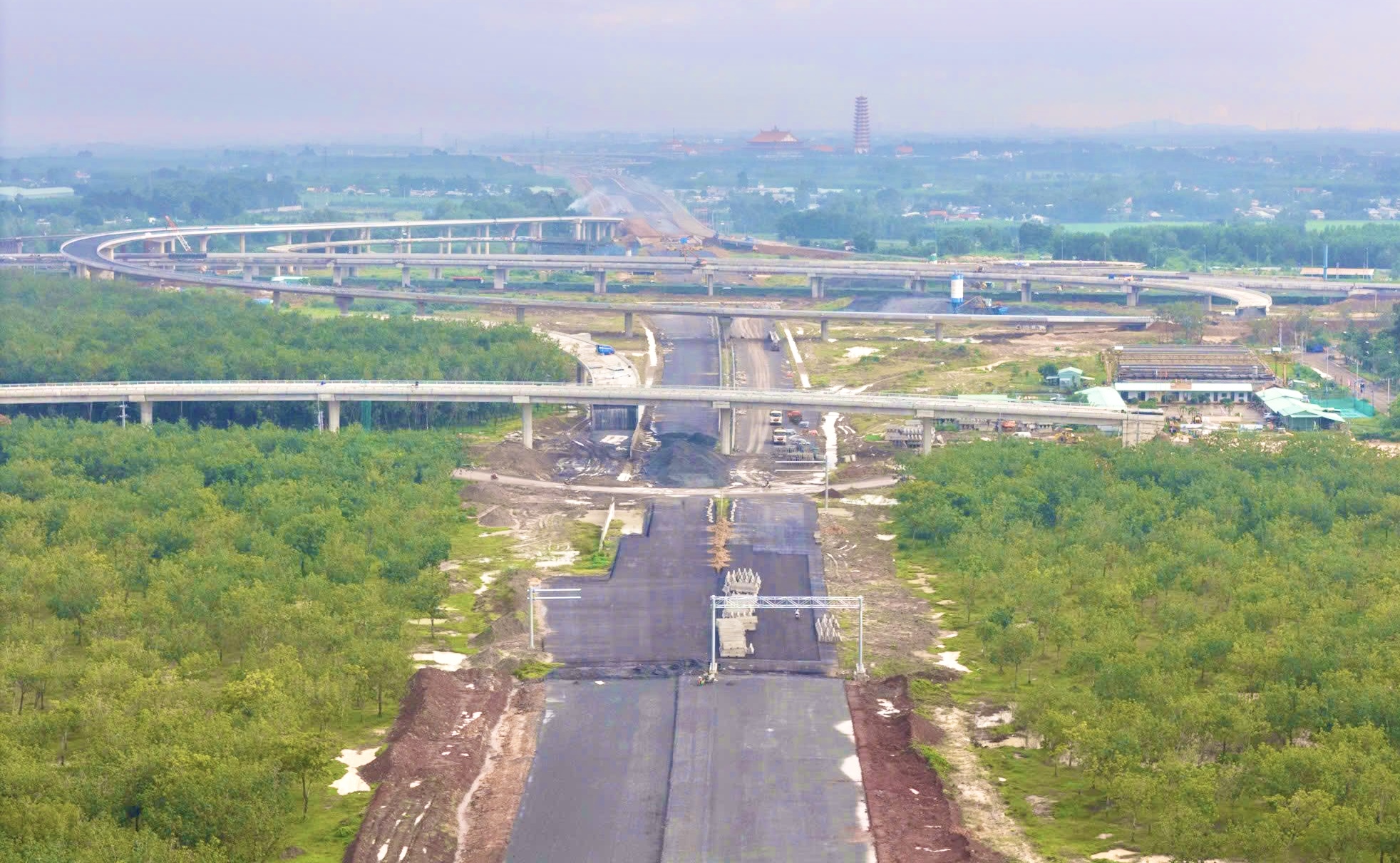Bộ trưởng Trần Hồng Minh: Dốc toàn lực "trận đua cuối" thông xe kỹ thuật cao tốc vào 19/12- Ảnh 6.