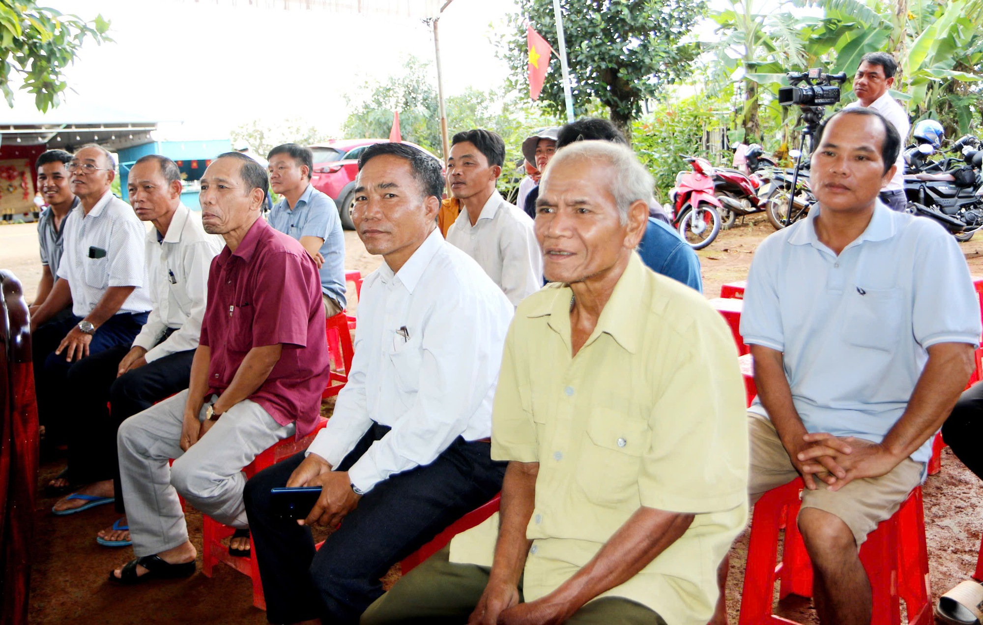 Đồng Nai khởi công 10 mái ấm hữu nghị cho hộ nghèo vùng biên giới- Ảnh 2. Đồng Nai khởi công 10 mái ấm hữu nghị cho hộ nghèo vùng biên giới- Ảnh 2.