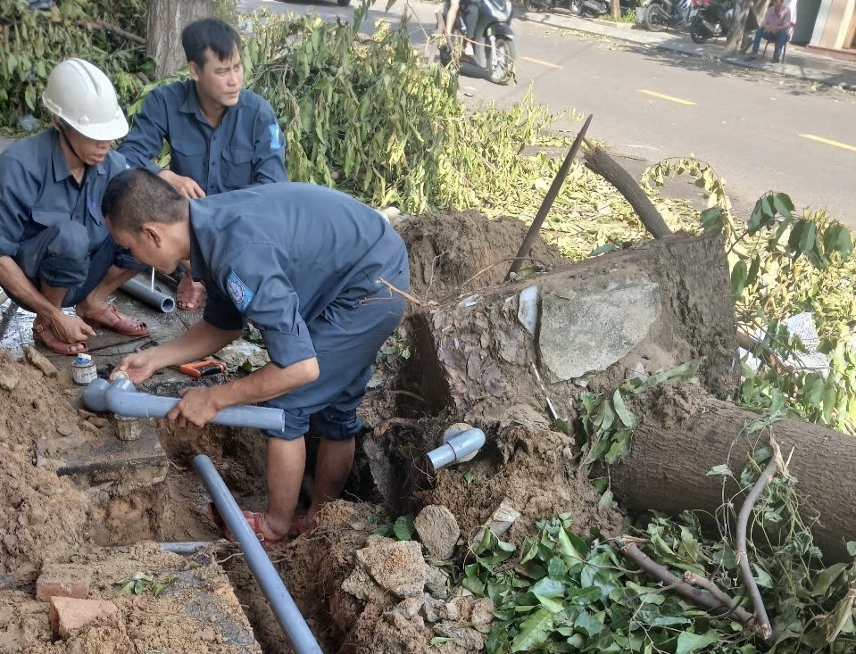 Gia Lai: Thực hư thông tin Quy Nhơn ngừng cấp nước sau bão số 13- Ảnh 1.