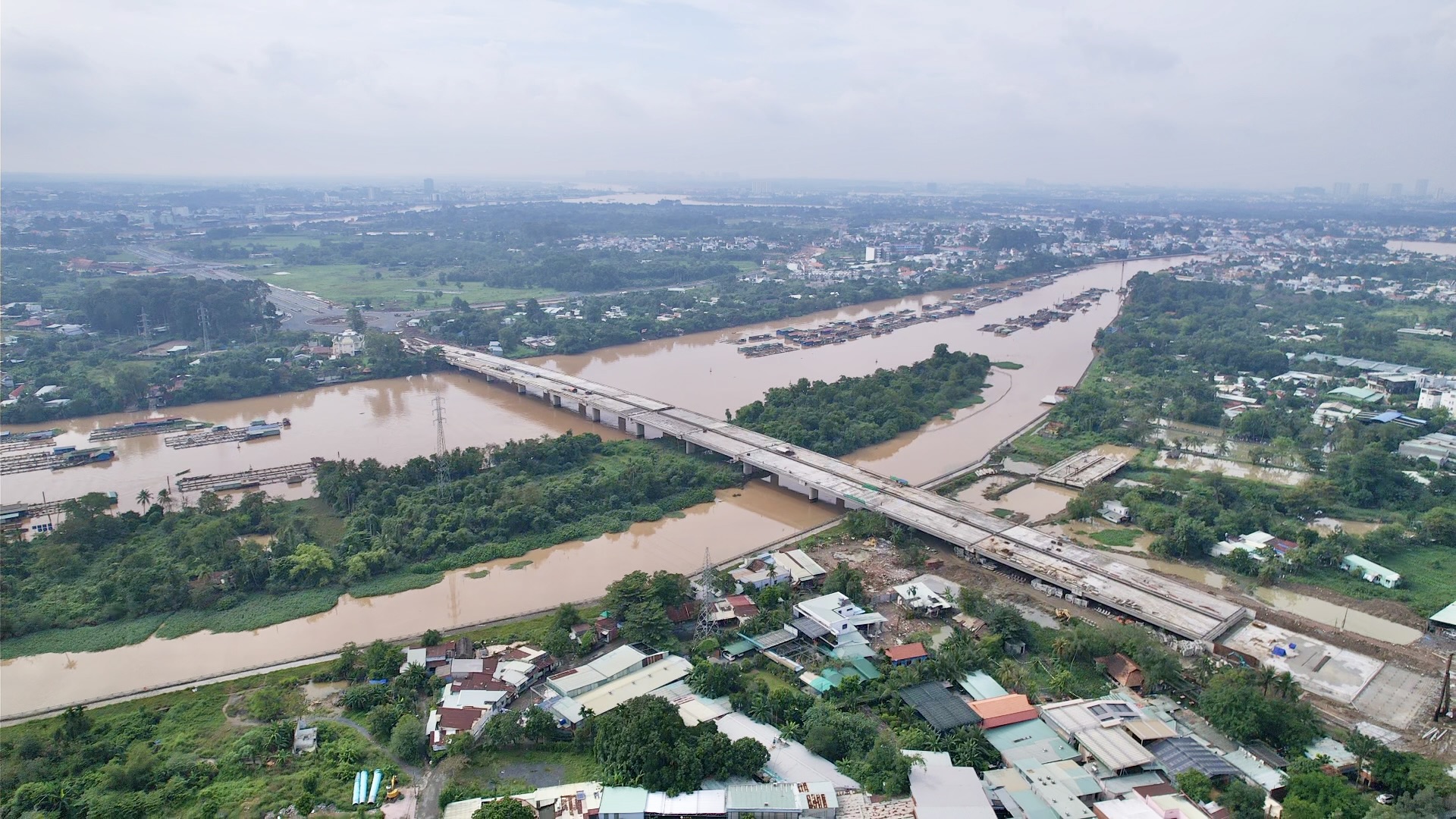 Đồng Nai: Cầu và đường xuyên phường Trấn Biên đua tiến độ từng giờ- Ảnh 4.