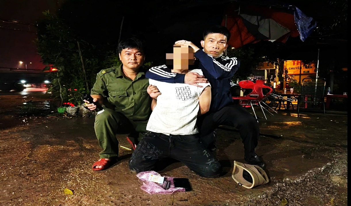 Đồng Nai: Bắt nghi phạm đâm chết người do ghen tuông- Ảnh 1.