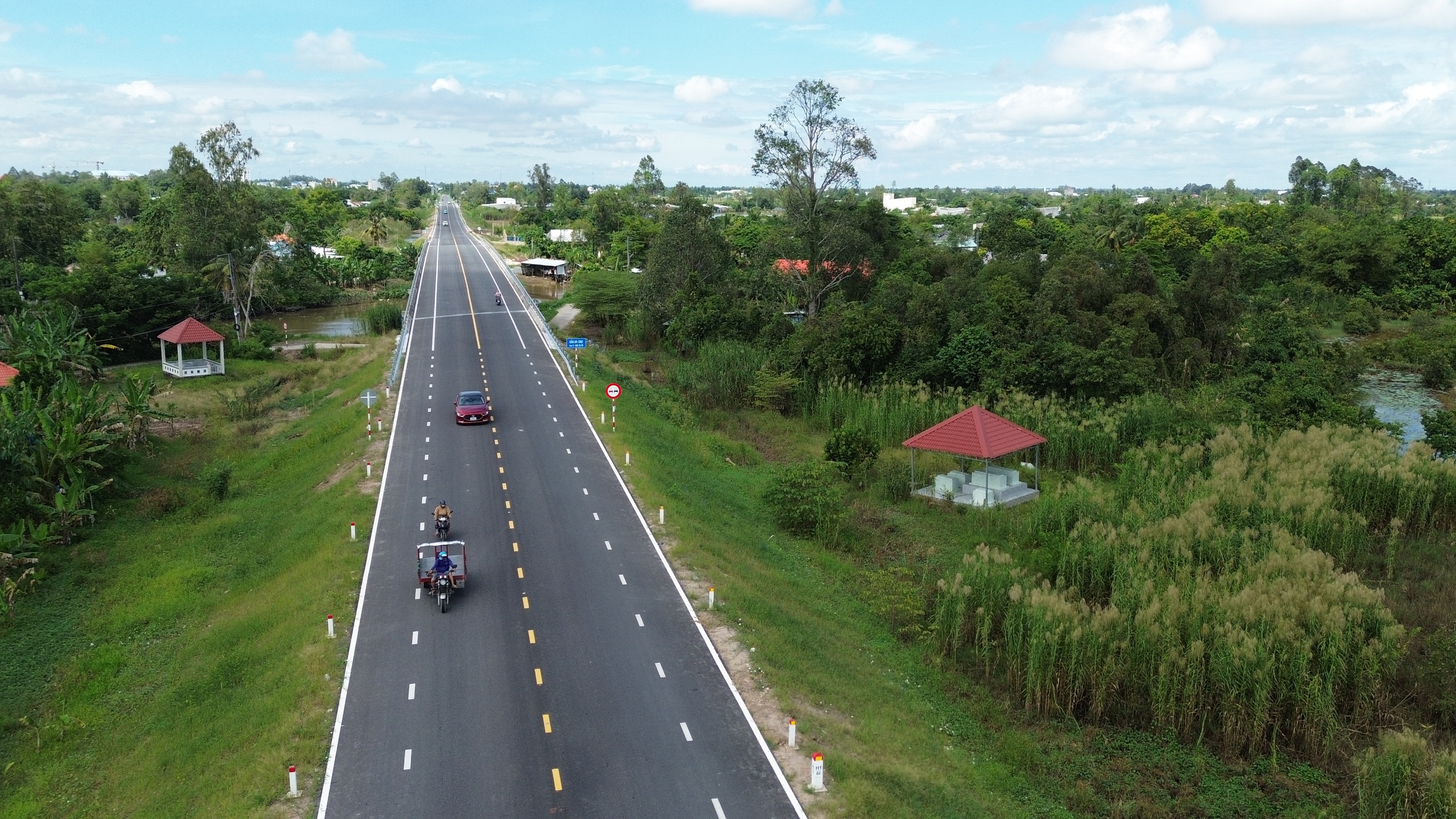 Sắp đến ngày thông xe, tuyến tránh Cao Lãnh hiện thi công ra sao?- Ảnh 5. Sắp đến ngày thông xe, tuyến tránh Cao Lãnh hiện thi công ra sao?- Ảnh 5.