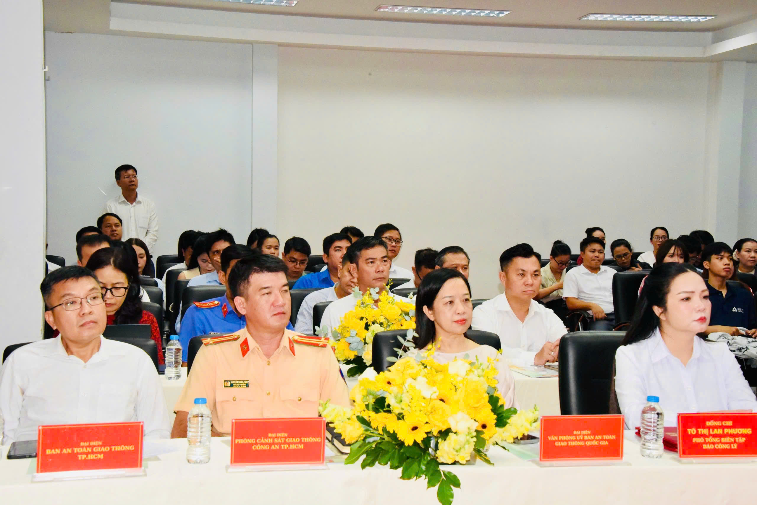 TP.HCM phát động cuộc thi trực tuyến “Tìm hiểu pháp luật về an toàn giao thông”- Ảnh 2.