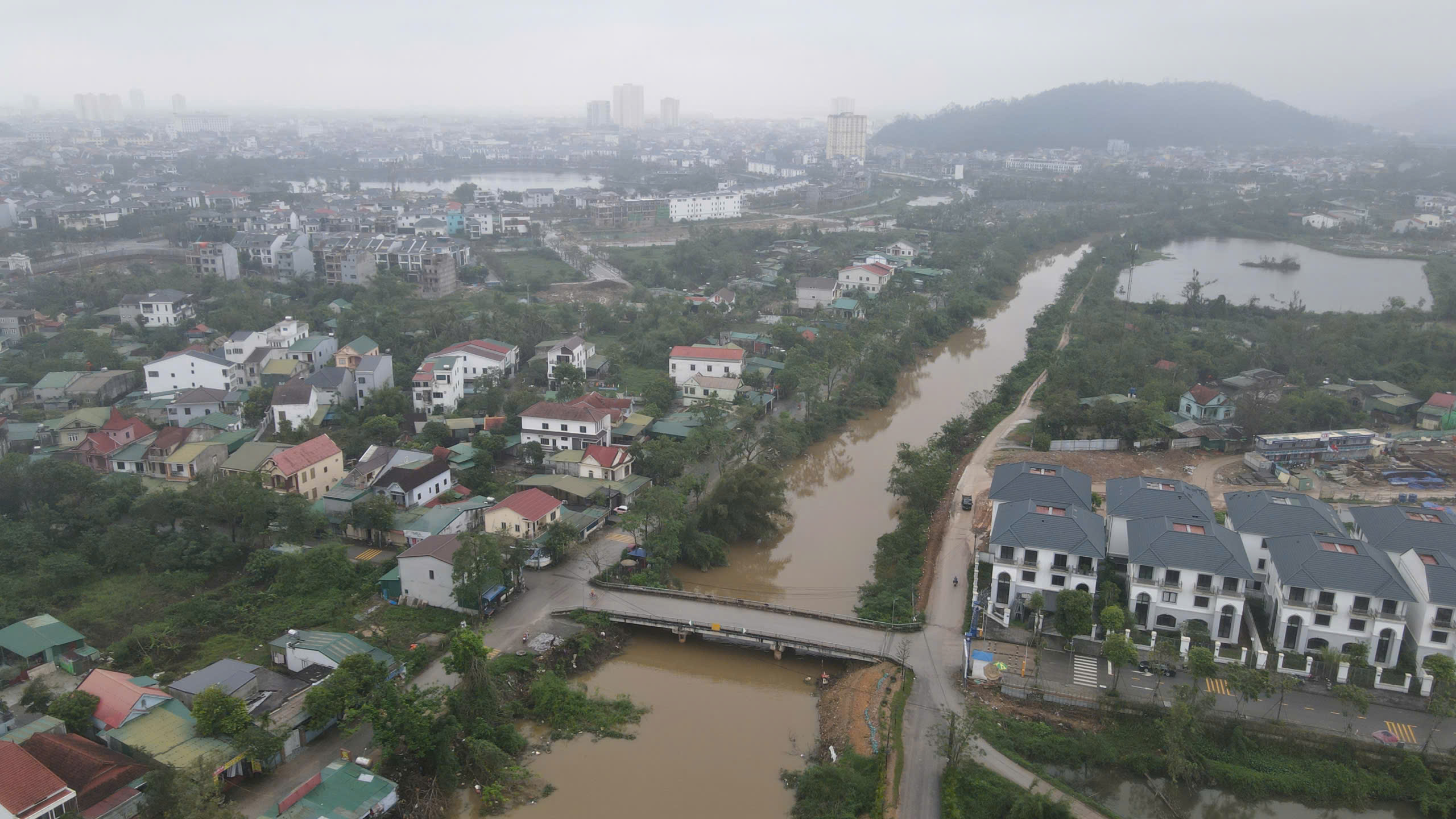 Cuối năm 2025 khởi công gói thầu đầu tiên dự án 4.500 tỷ đồng cải tạo hạ tầng đô thị Vinh- Ảnh 1.
