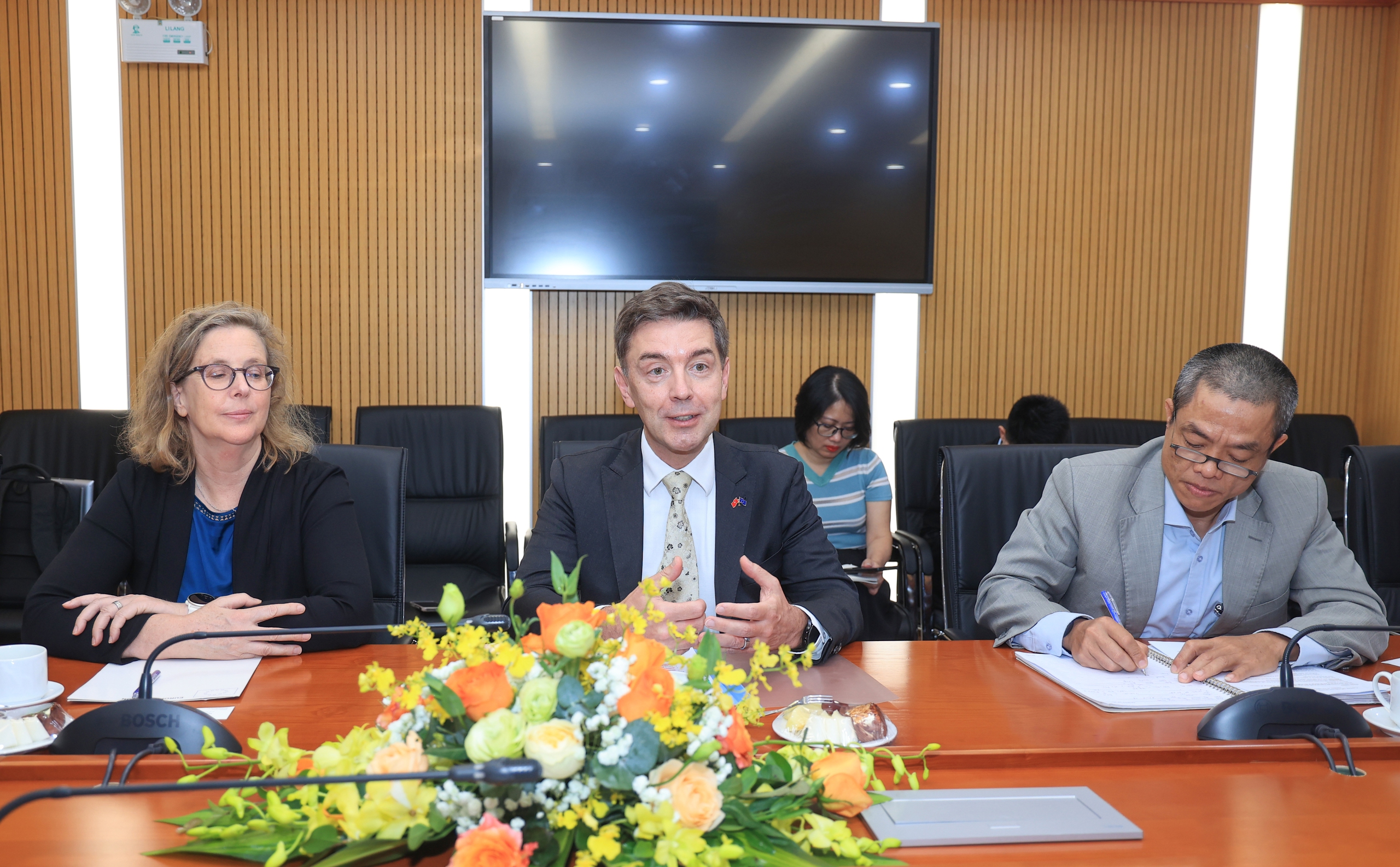 EU hỗ trợ kỹ thuật và tài chính cho các dự án giao thông Việt Nam- Ảnh 3.