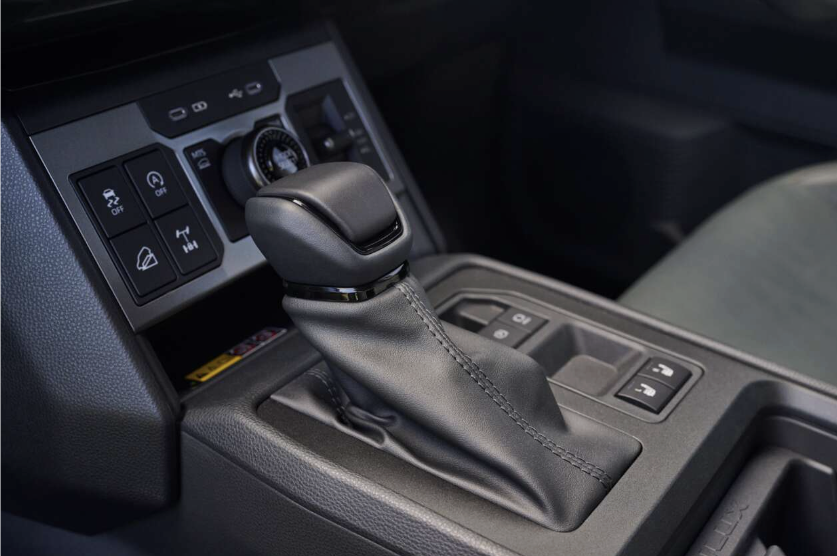 Toyota Hilux hoàn toàn mới ra mắt, sớm về Việt Nam?- Ảnh 9.