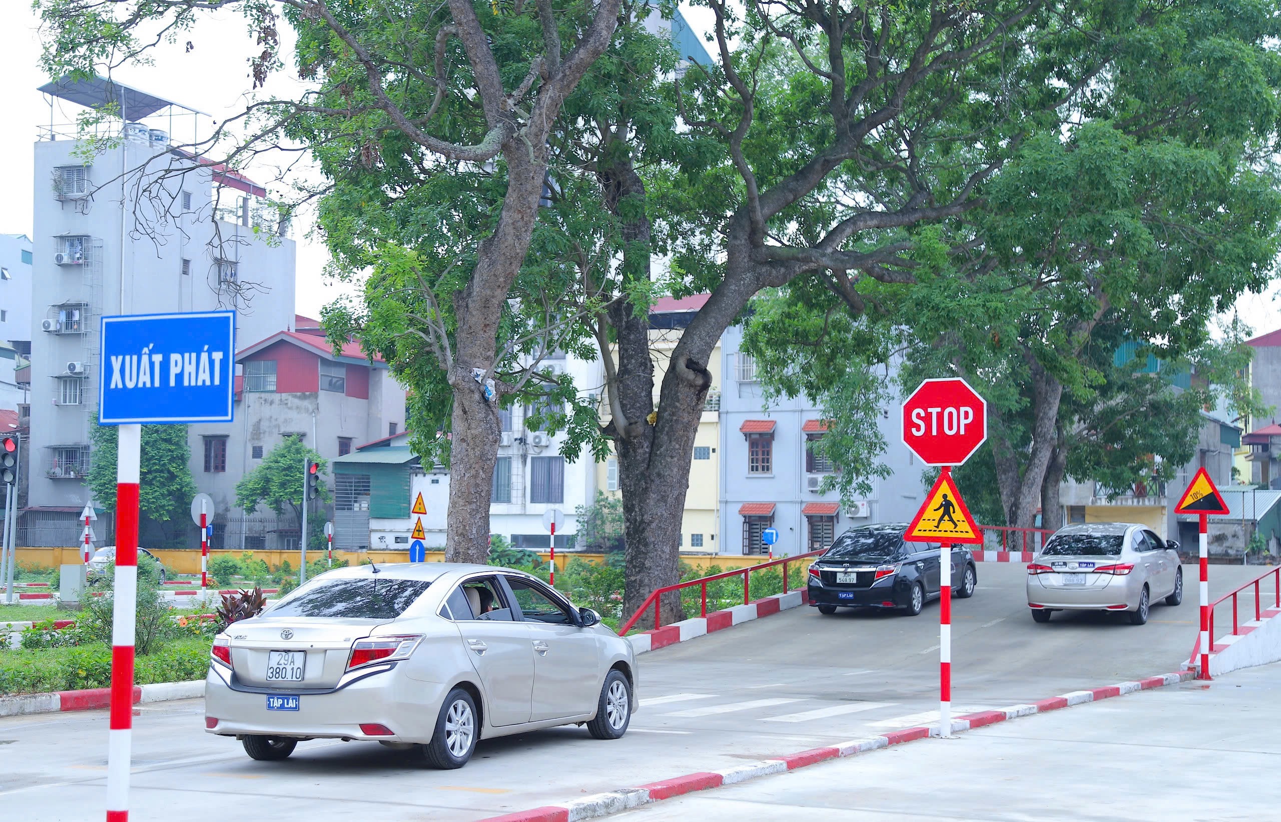 Nhiều chuyển biến tích cực tại các trung tâm đào tạo lái xe- Ảnh 1.