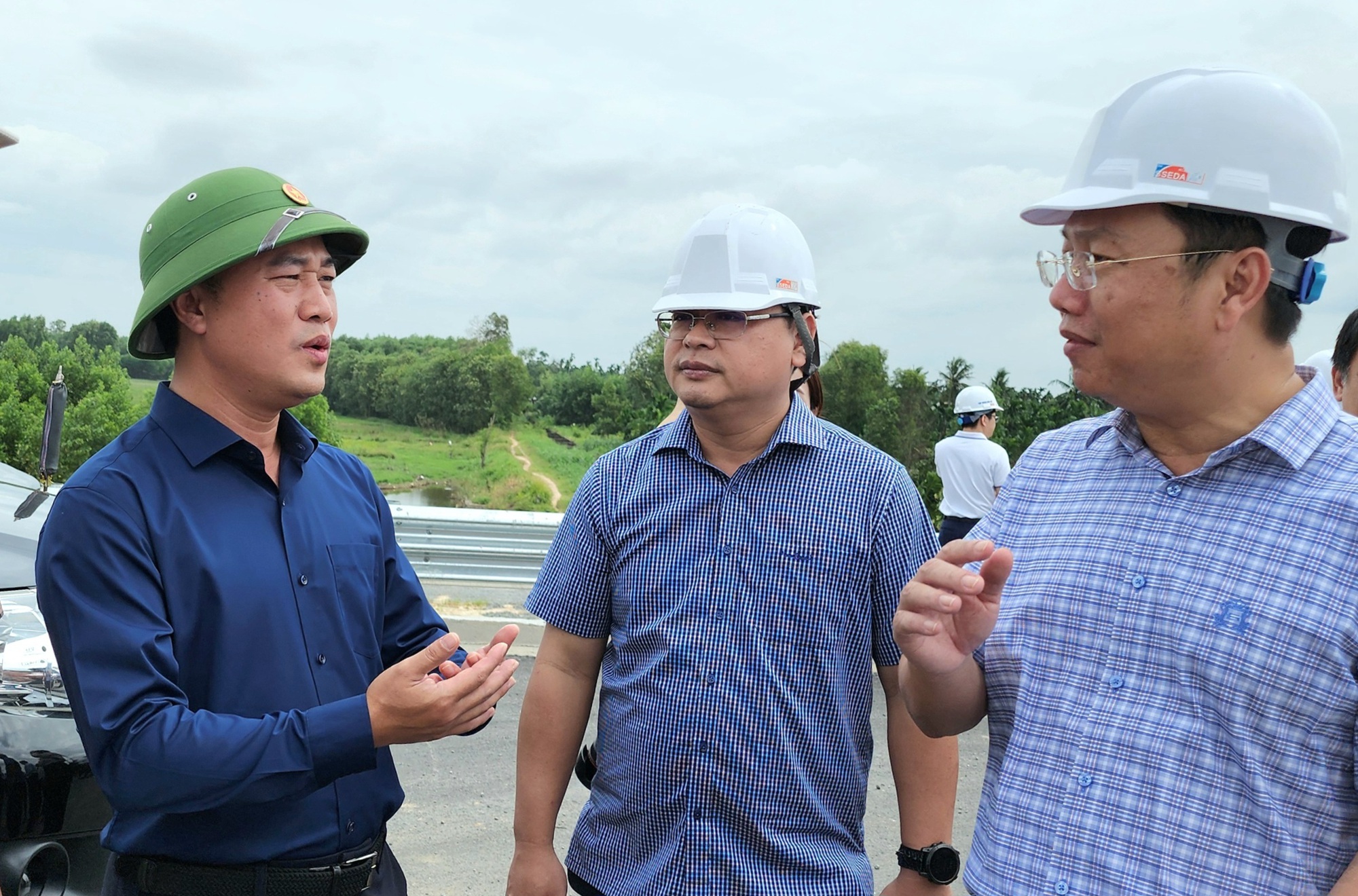 Thứ trưởng Nguyễn Việt Hùng: Nỗ lực đưa cao tốc Quảng Ngãi - Hoài Nhơn về đích đúng hẹn- Ảnh 3.