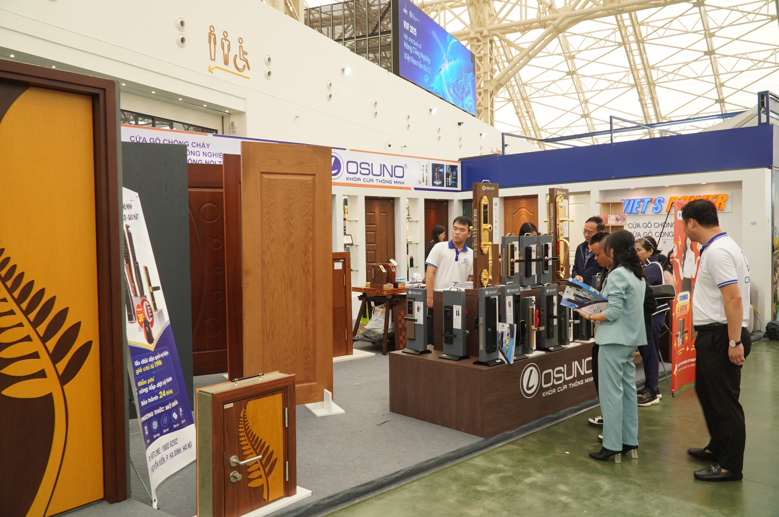 Đa dạng trải nghiệm tại triển lãm Vietbuild Hà Nội 2025- Ảnh 8. Đa dạng trải nghiệm tại triển lãm Vietbuild Hà Nội 2025- Ảnh 8.