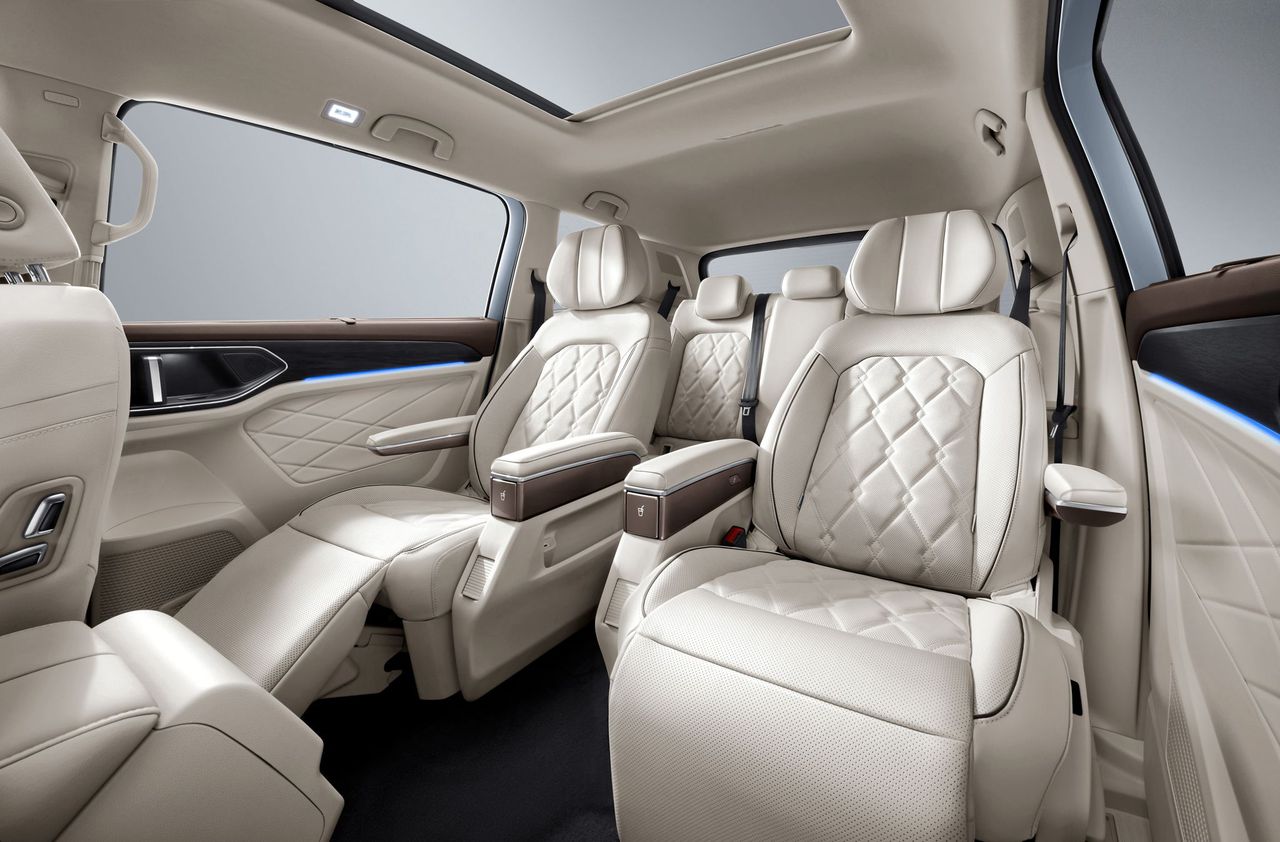 BYD M9 và Volkswagen Viloran đối đầu trong phân khúc MPV hạng sang tại Việt Nam- Ảnh 4.