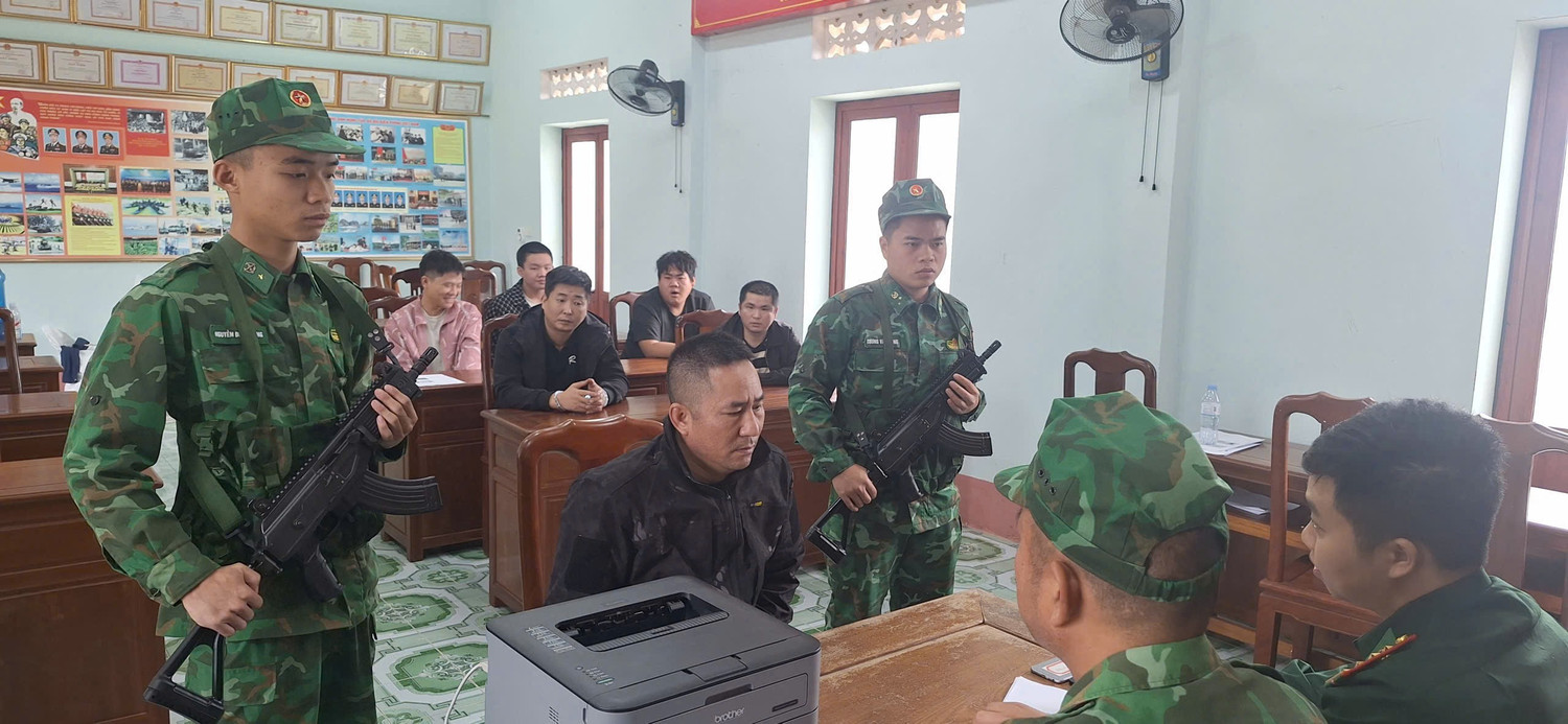 Quảng Ninh: 11 người nước ngoài vượt biên bằng đường biển bị khởi tố- Ảnh 2.