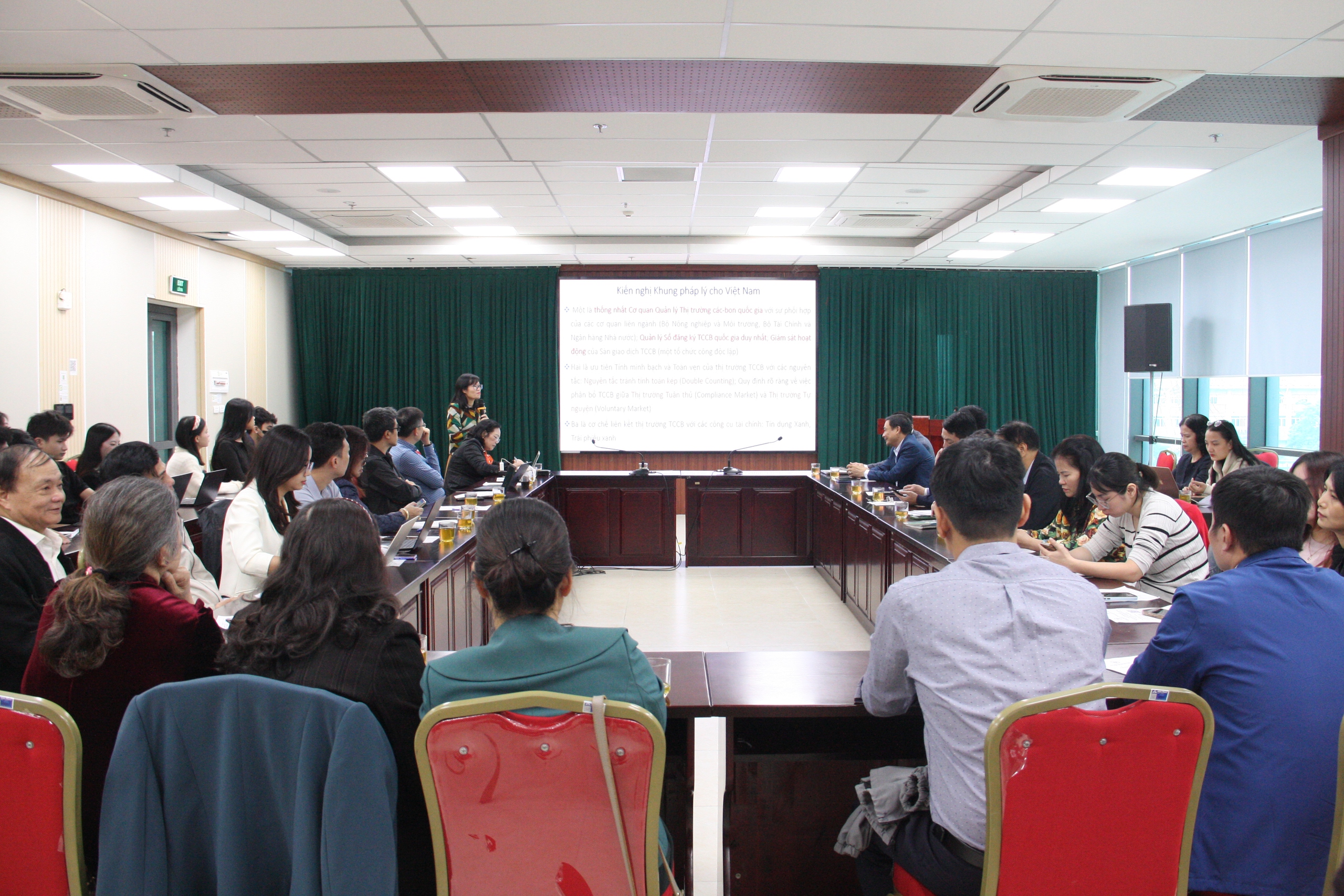 Việt Nam cần nhanh chóng hoàn thiện thể chế, hạ tầng thị trường carbon- Ảnh 1.