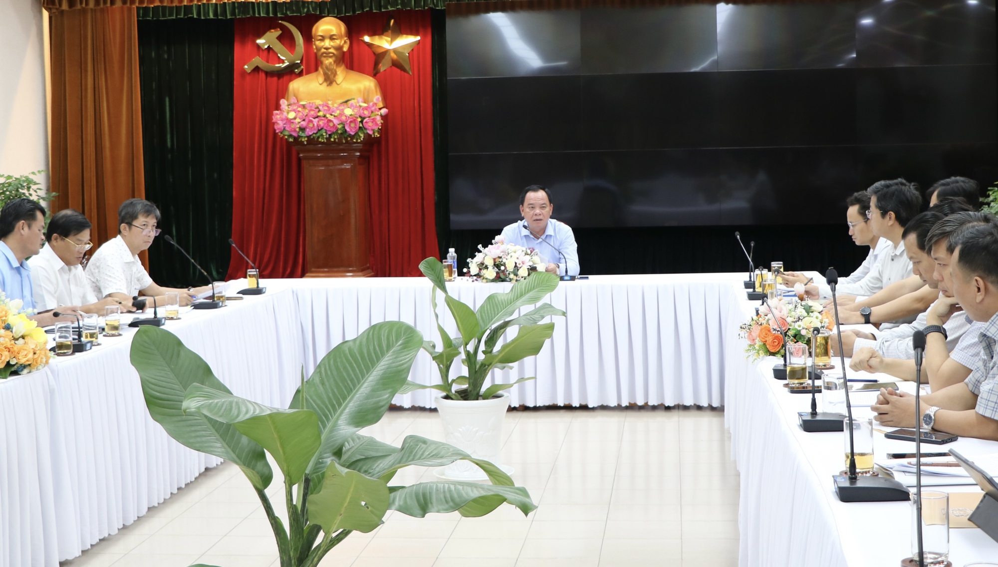 Đồng Nai: Yêu cầu hoàn tất giao mặt bằng để khởi công 3 khu công nghiệp ngày 19/12- Ảnh 2.