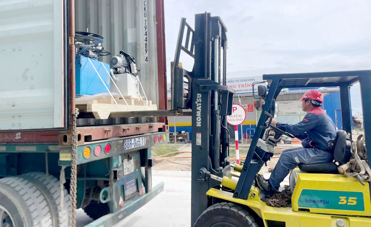 Hướng tới mục tiêu xây dựng Phú Thọ thành trung tâm logistics của vùng- Ảnh 1. Hướng tới mục tiêu xây dựng Phú Thọ thành trung tâm logistics của vùng- Ảnh 1.