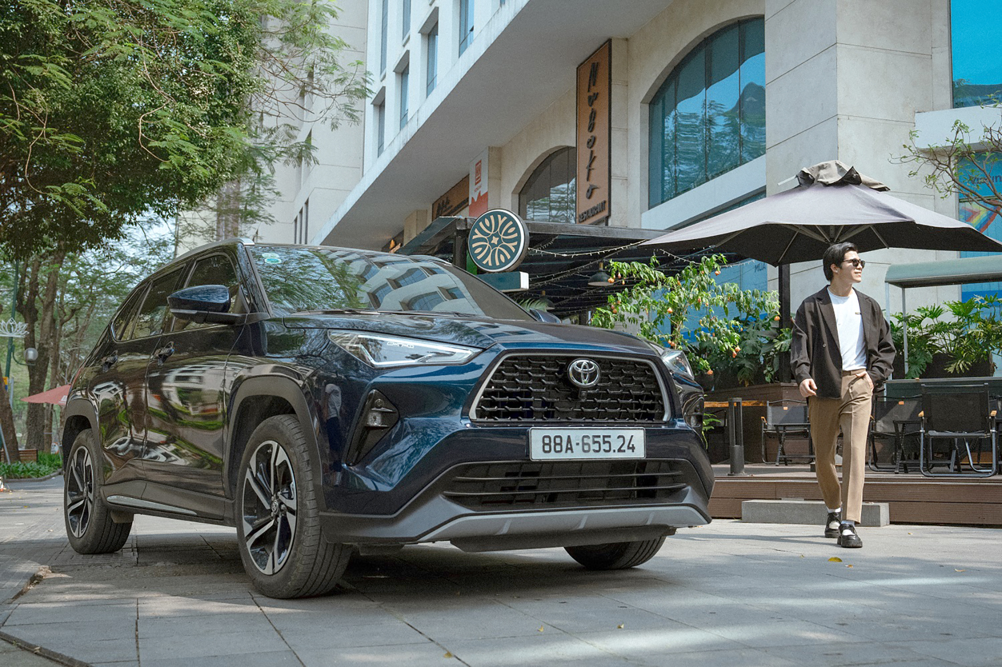 Hãng xe tung mẫu mới, ưu đãi lớn đua doanh số- Ảnh 1.