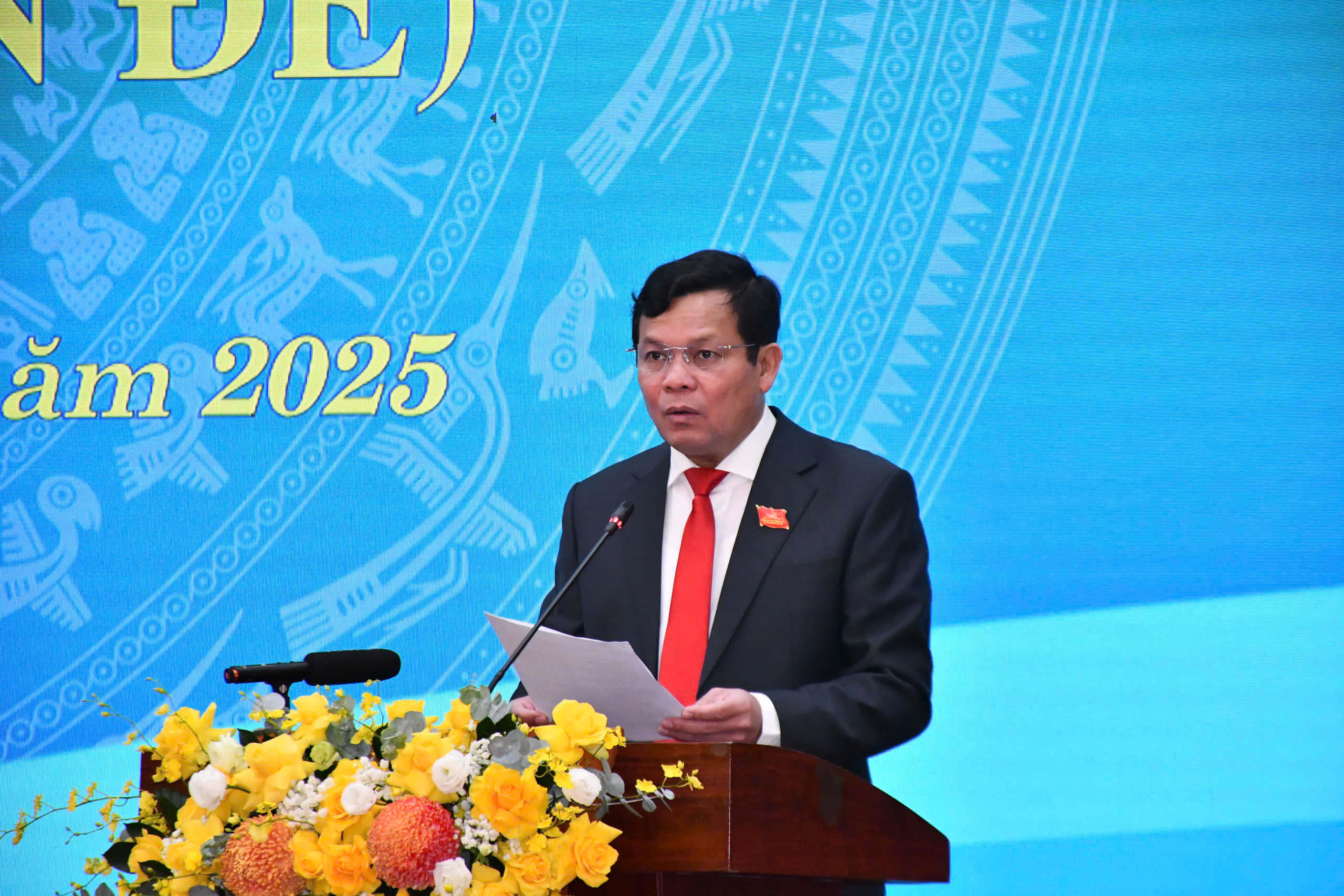 Quảng Ngãi phân bổ vốn chuẩn bị đầu tư 6 dự án hạ tầng lớn- Ảnh 4. Quảng Ngãi phân bổ vốn chuẩn bị đầu tư 6 dự án hạ tầng lớn- Ảnh 4.