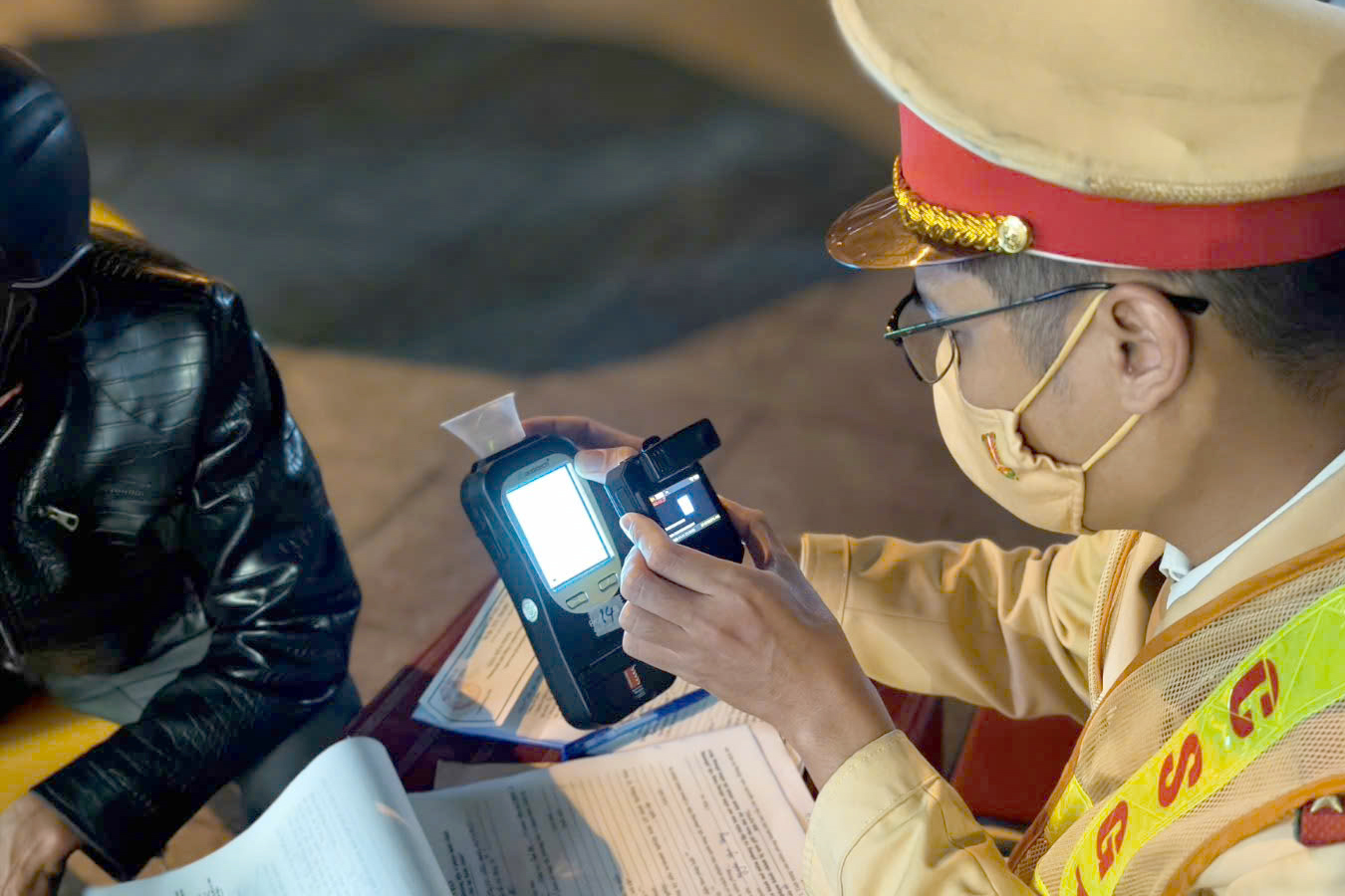 Hà Nội: CSGT quyết liệt xử lý, vi phạm nồng độ cồn giảm mạnh- Ảnh 3.