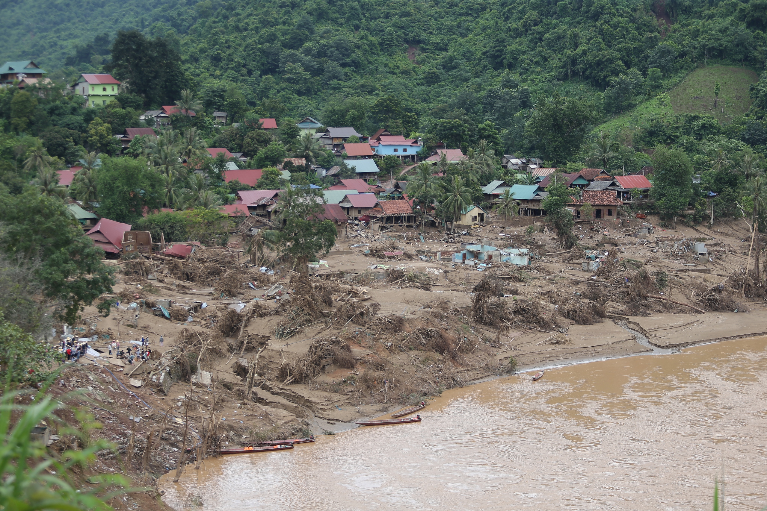 Nghệ An: Gần 2.000 hộ dân cần tái định cư sau 3 cơn bão liên tiếp- Ảnh 1.