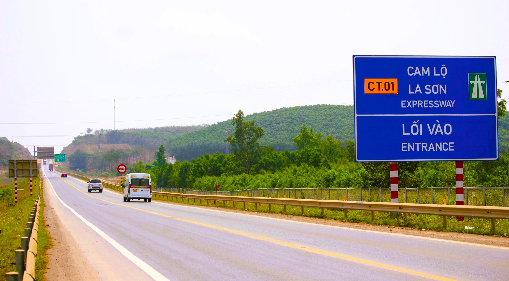 Bộ Xây dựng yêu cầu khắc phục tồn tại trên nhiều tuyến cao tốc- Ảnh 1.