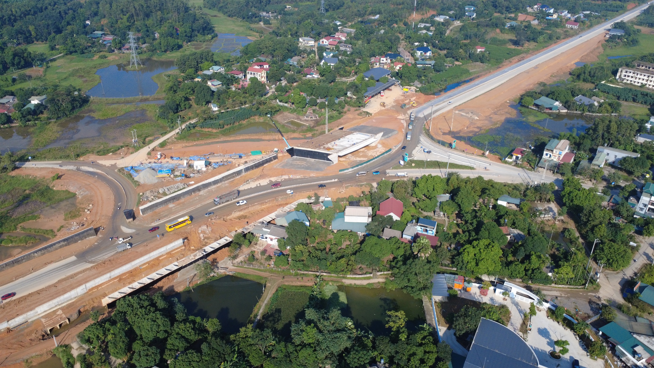 Phú Thọ: Dự án gần 700 tỷ đồng nối hai cao tốc có về đích đúng hẹn?- Ảnh 21.