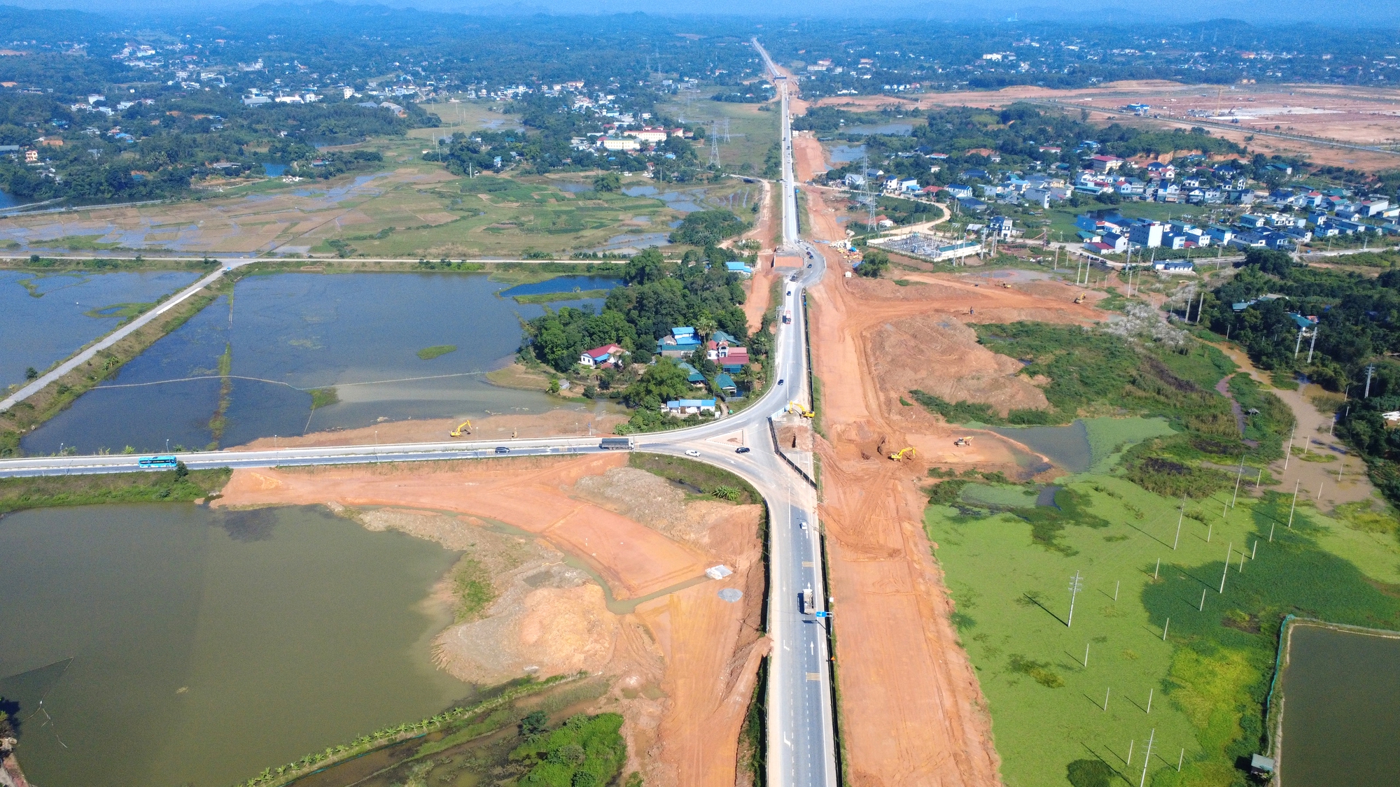Phú Thọ: Dự án gần 700 tỷ đồng nối hai cao tốc có về đích đúng hẹn?- Ảnh 1.