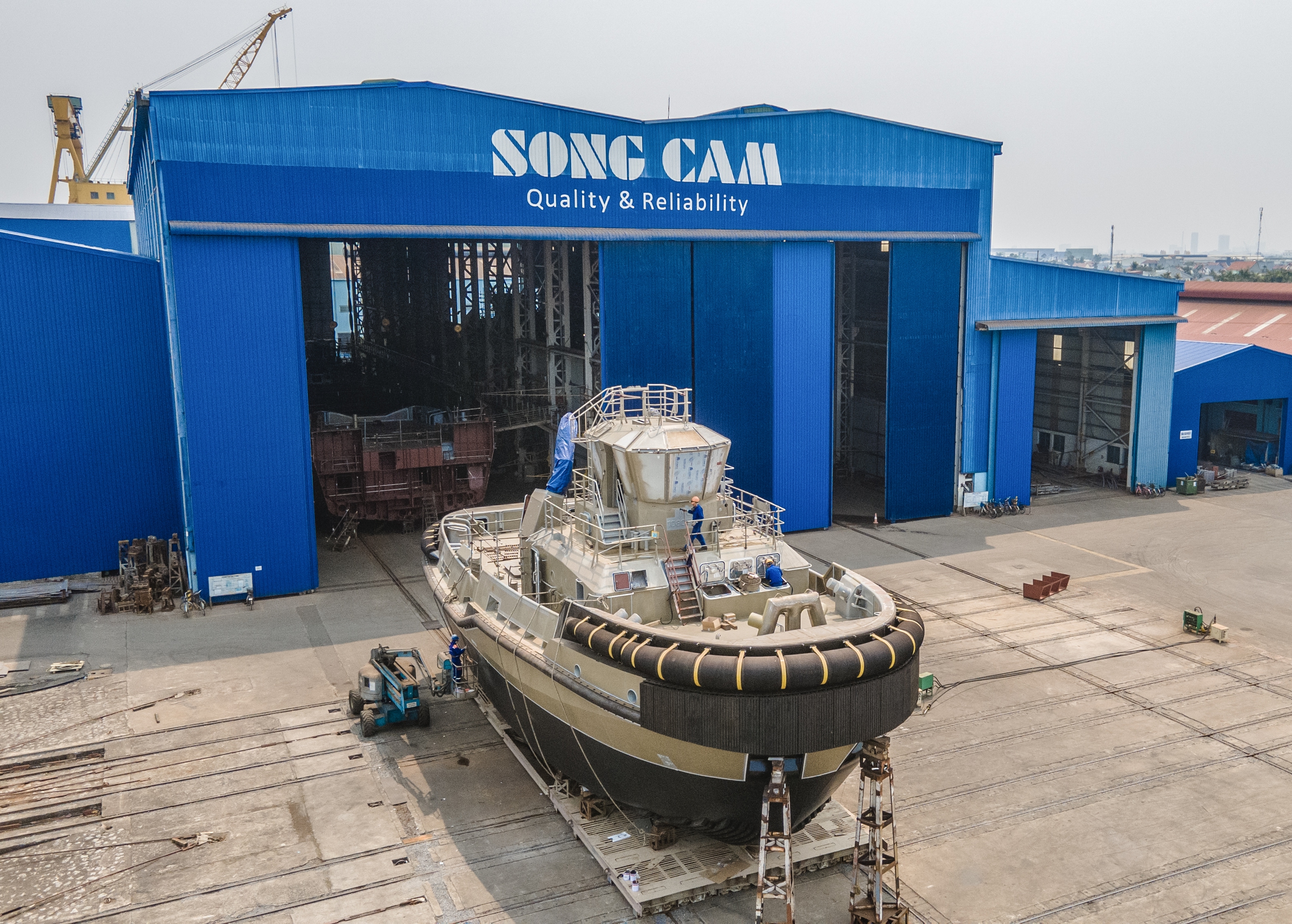 Sản xuất bứt phá, Đóng tàu Sông Cấm vượt kế hoạch năm 2025 trước thời hạn- Ảnh 2.