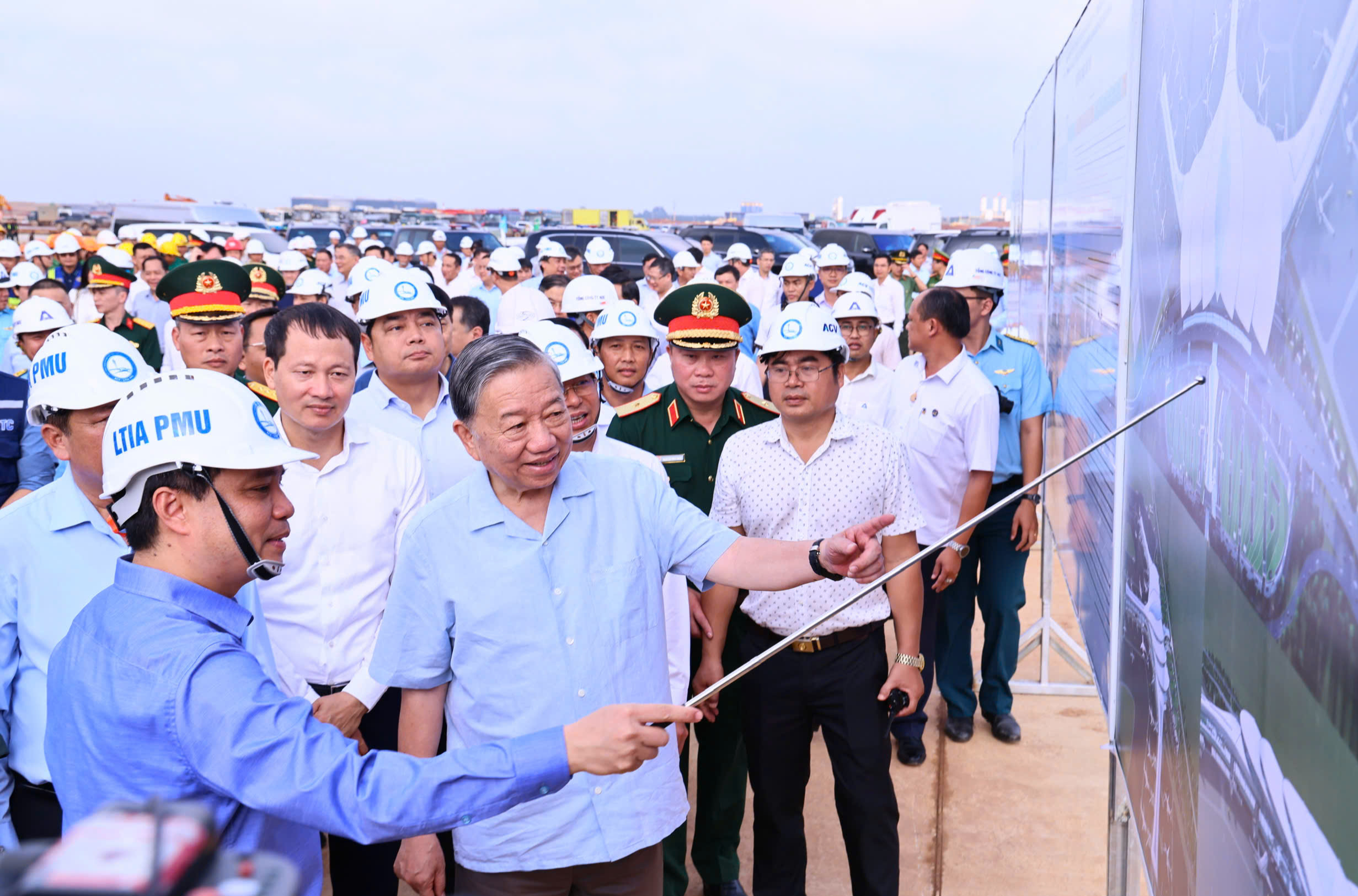 Tổng Bí thư Tô Lâm: Phải làm sớm đường sắt kết nối TP.HCM về sân bay Long Thành- Ảnh 5. Tổng Bí thư Tô Lâm: Phải làm sớm đường sắt kết nối TP.HCM về sân bay Long Thành- Ảnh 5.