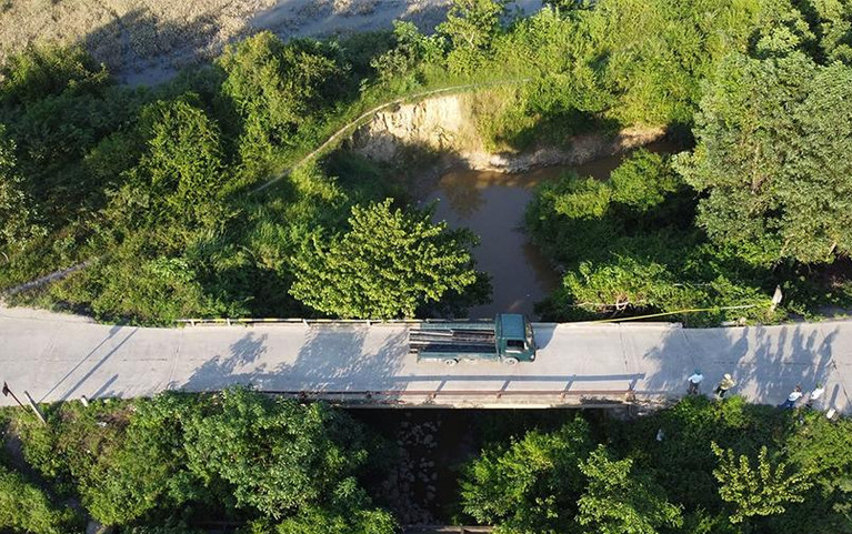 Hà Tĩnh: Khi cầu chưa theo kịp đường tiềm ẩn nguy cơ cao xảy ra TNGT- Ảnh 1.