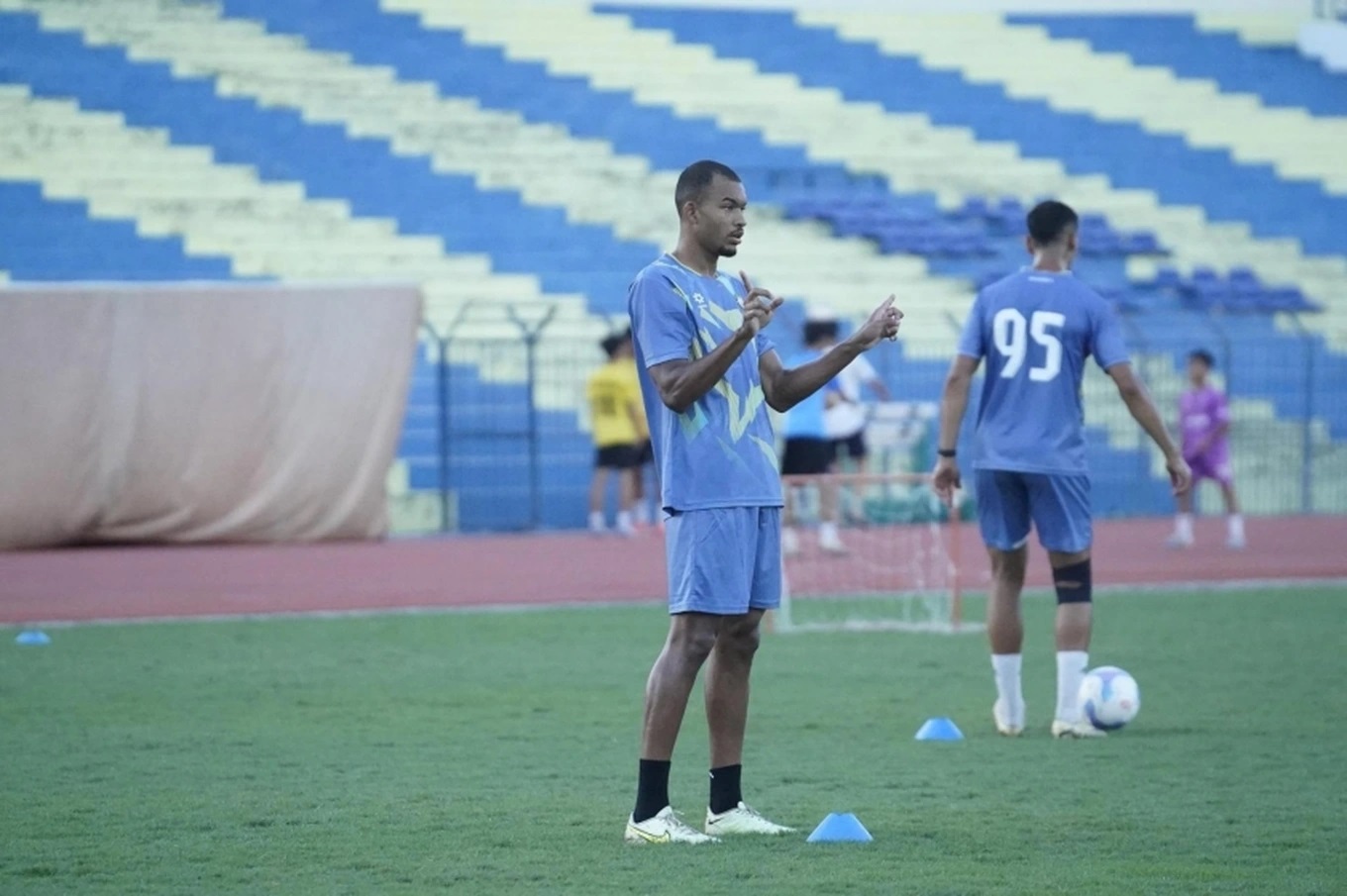 FIFA cấm CLB Thanh Hóa đăng ký cầu thủ mới trong 3 kỳ chuyển nhượng- Ảnh 1. FIFA cấm CLB Thanh Hóa đăng ký cầu thủ mới trong 3 kỳ chuyển nhượng- Ảnh 1.