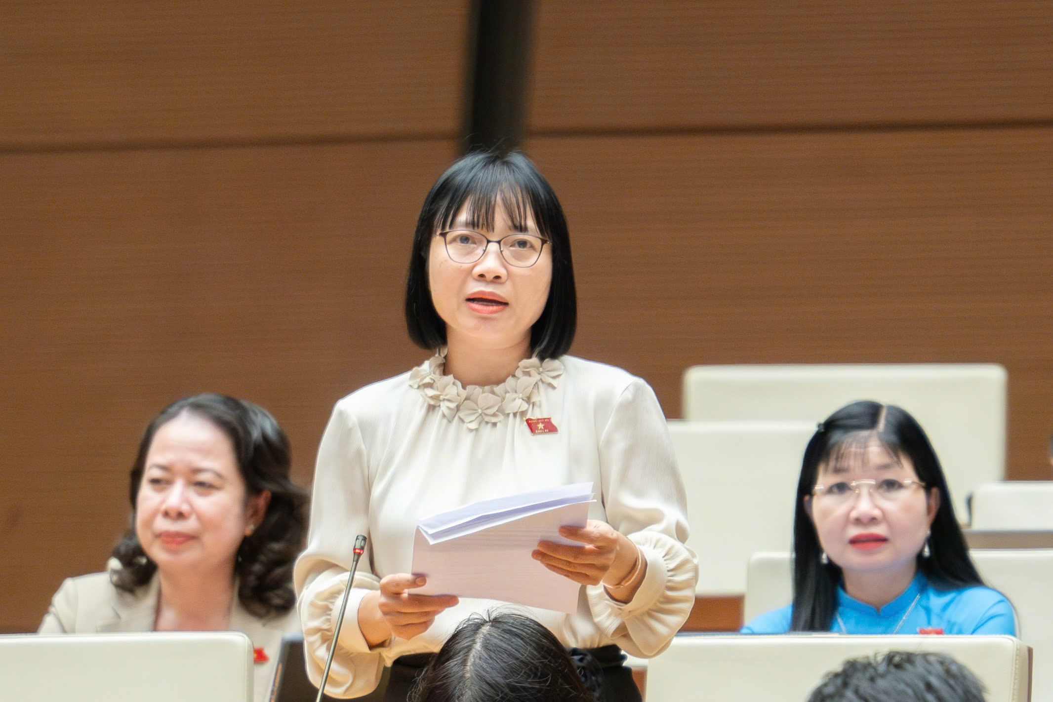 ĐBQH: Nhiều người tin vào KOL, KOC, TikToker hơn tem kiểm định hàng hoá- Ảnh 3.