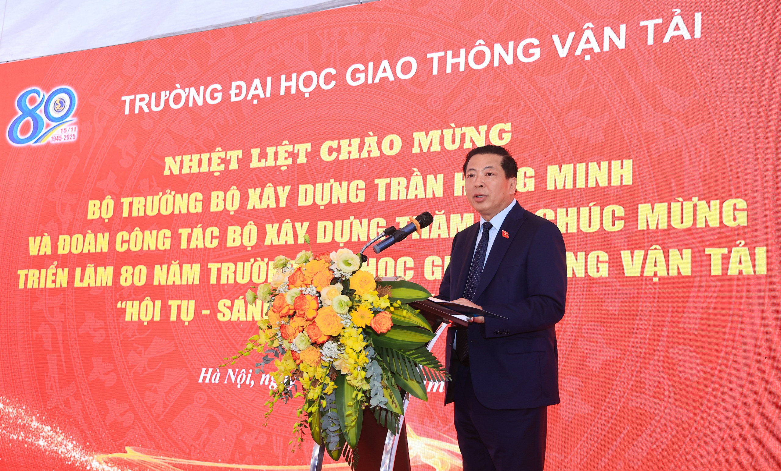 Bộ trưởng Bộ Xây dựng: ĐH GTVT là điểm tựa khoa học - công nghệ của ngành giao thông- Ảnh 1.