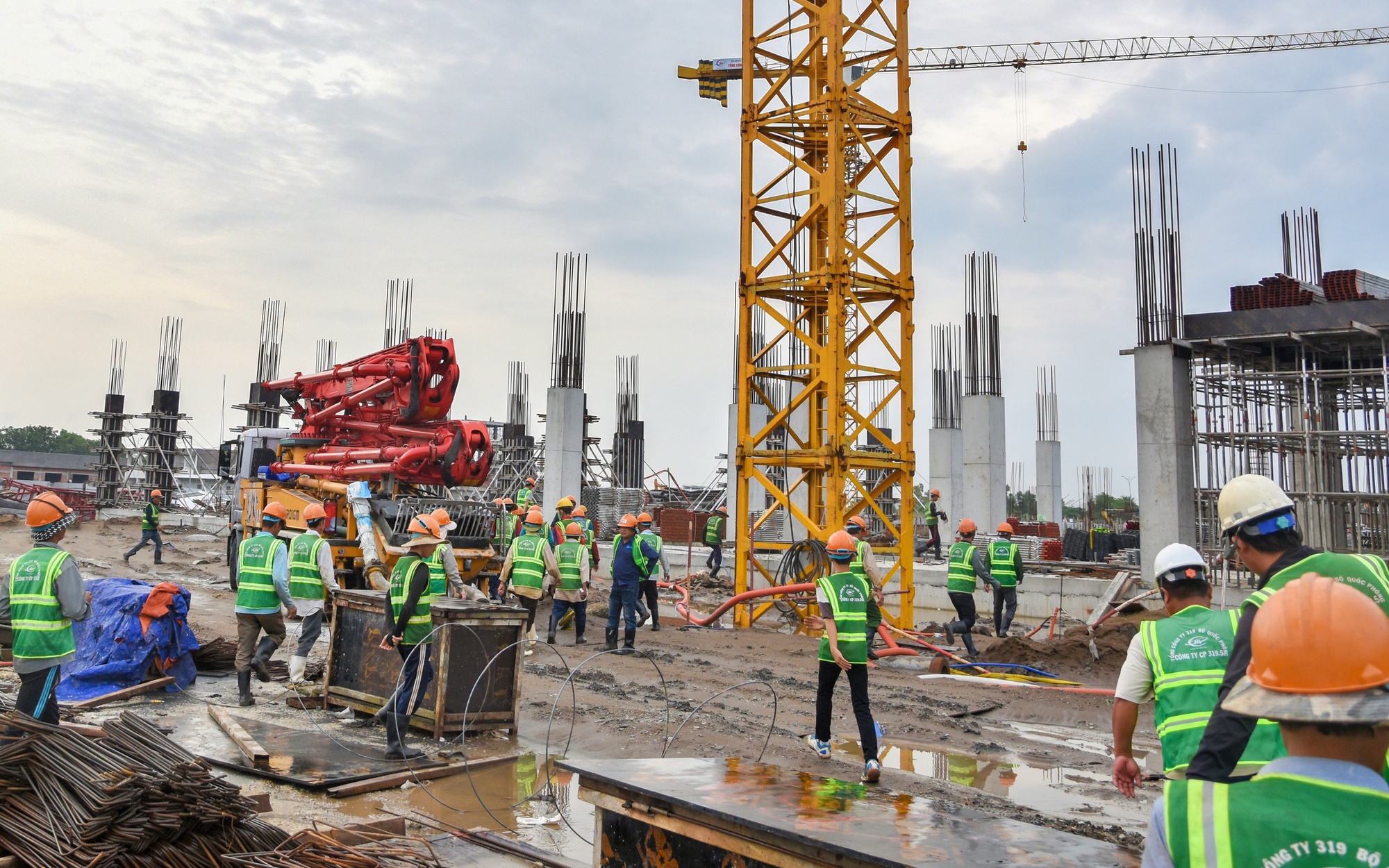 Phát động thi đua 45 ngày đêm đẩy nhanh tiến độ thi công Bệnh viện Đa khoa Cà Mau