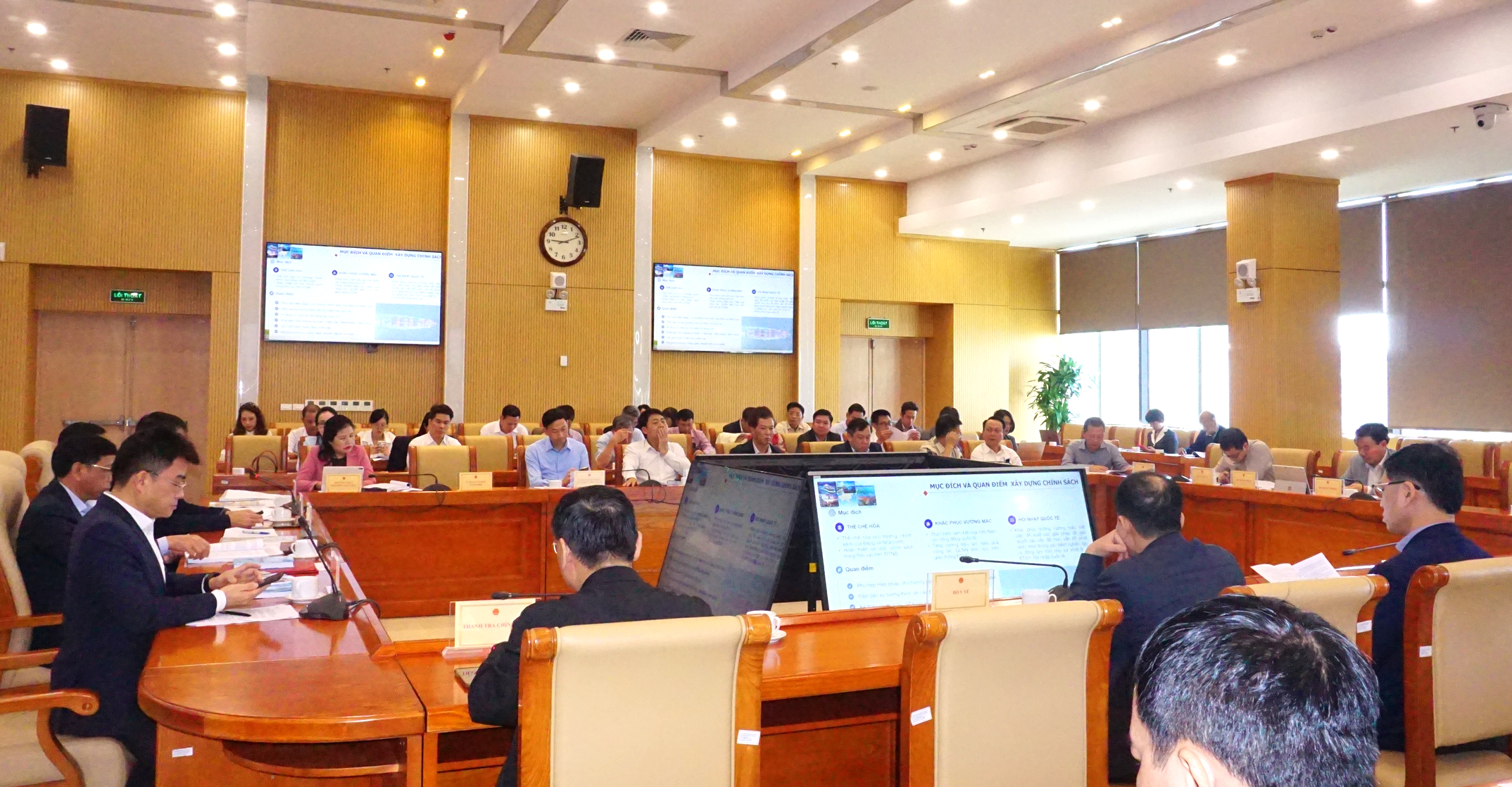 Đề xuất 6 khung chính sách hoàn thiện pháp luật hàng hải và đường thủy nội địa- Ảnh 2.