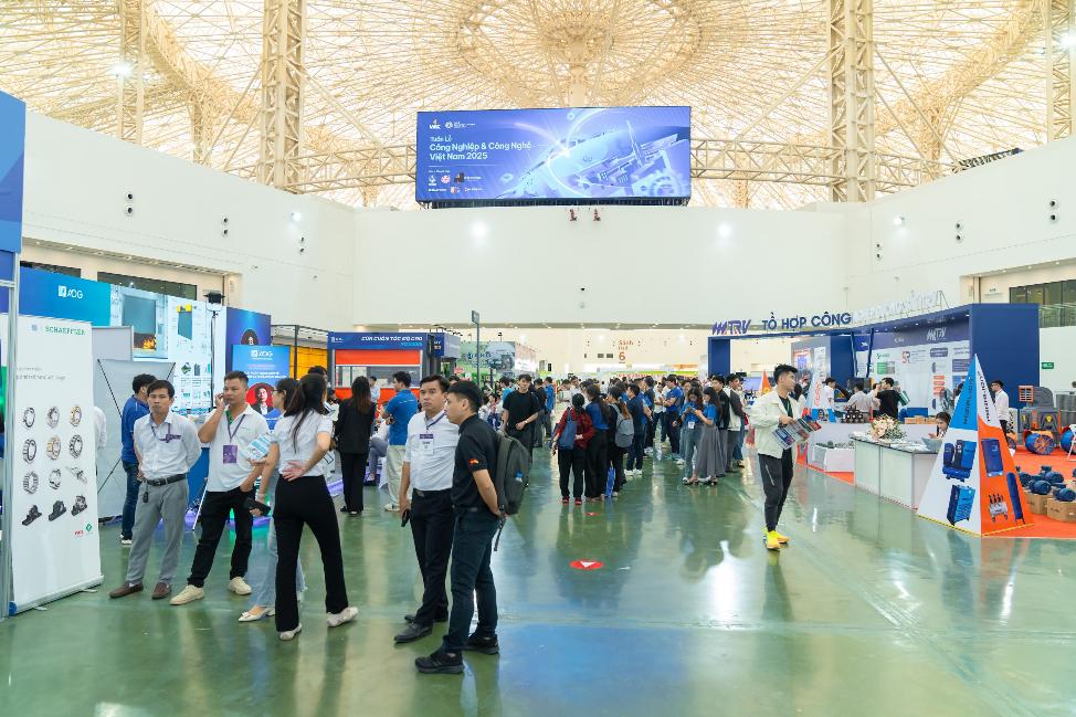 VIIF 2025: Cầu nối thúc đẩy gia tăng tỷ lệ nội địa hóa và nâng tầm vị thế công nghiệp Việt- Ảnh 4. VIIF 2025: Cầu nối thúc đẩy gia tăng tỷ lệ nội địa hóa và nâng tầm vị thế công nghiệp Việt- Ảnh 4.