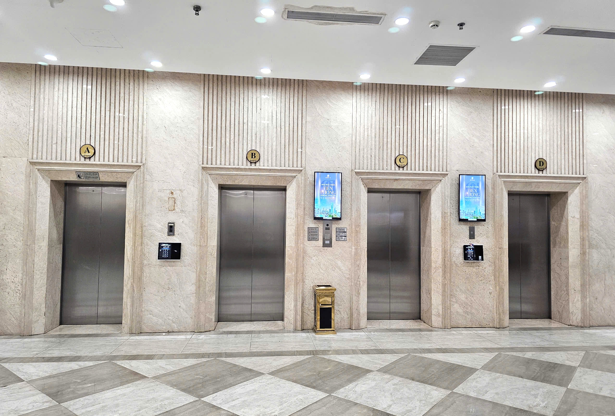 Chống ngập thang máy: Cần chủ động giải pháp ngay từ khâu thiết kế- Ảnh 3.