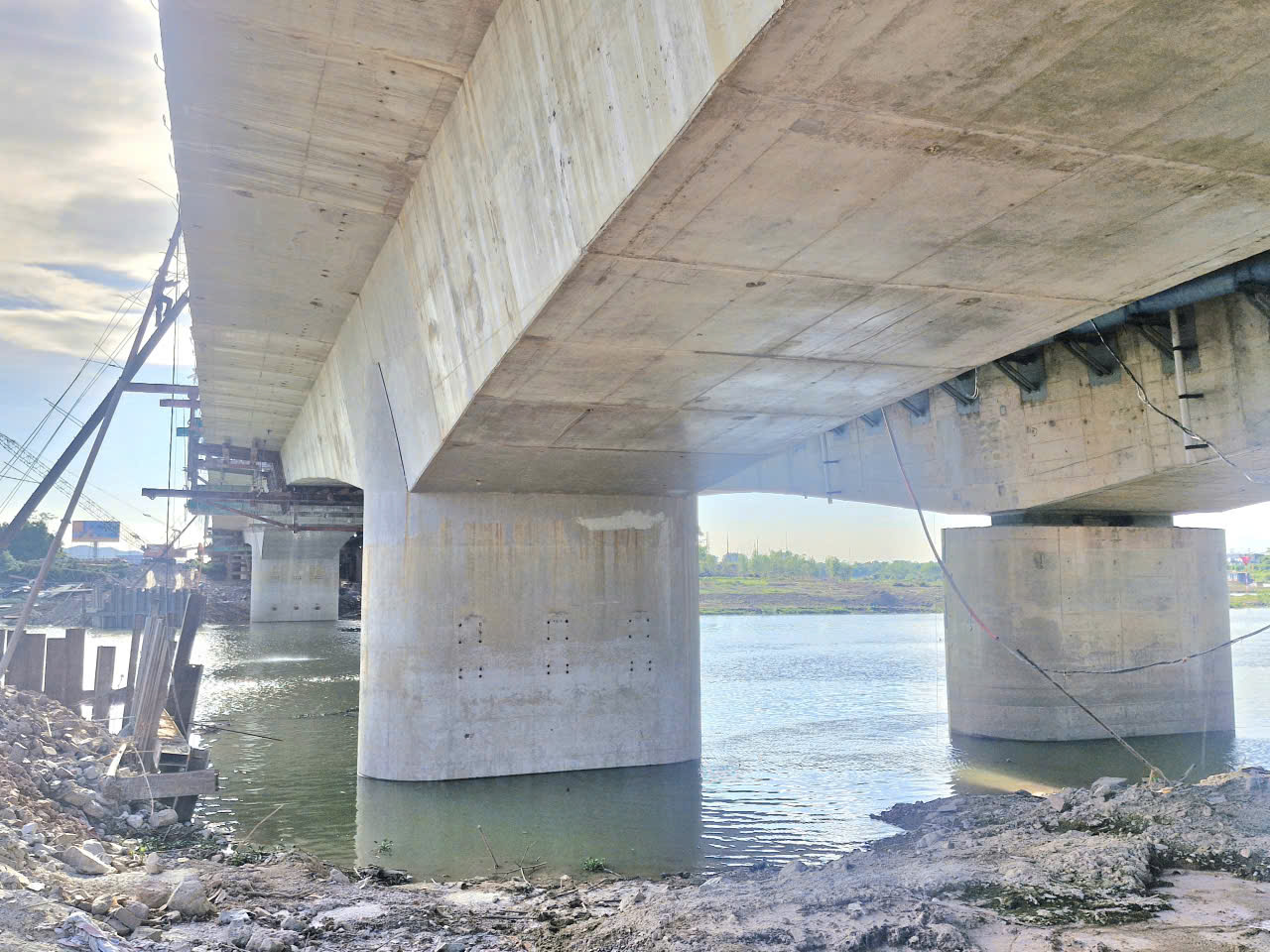 Sau khi được kiểm tra, cầu Xương Giang trên cao tốc Hà Nội - Bắc Giang thi công ra sao?- Ảnh 6.