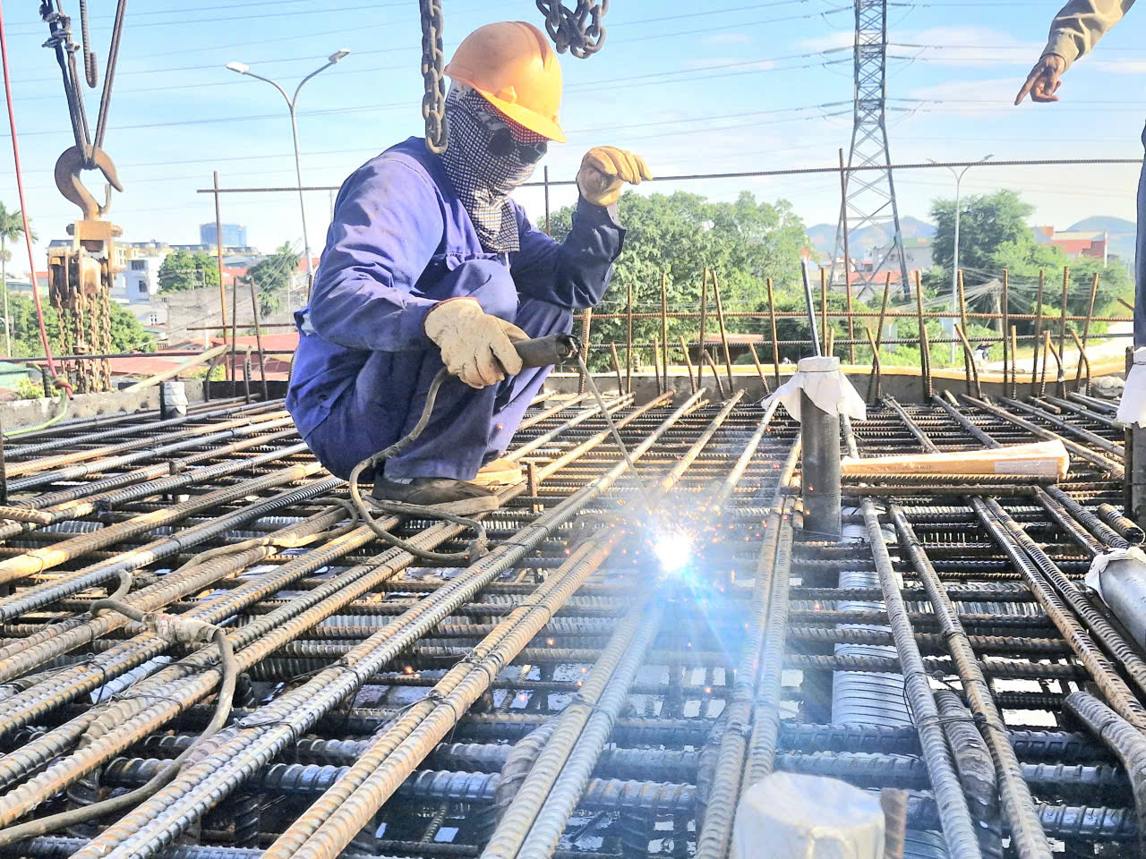 Sau khi được kiểm tra, cầu Xương Giang trên cao tốc Hà Nội - Bắc Giang thi công ra sao?- Ảnh 2.