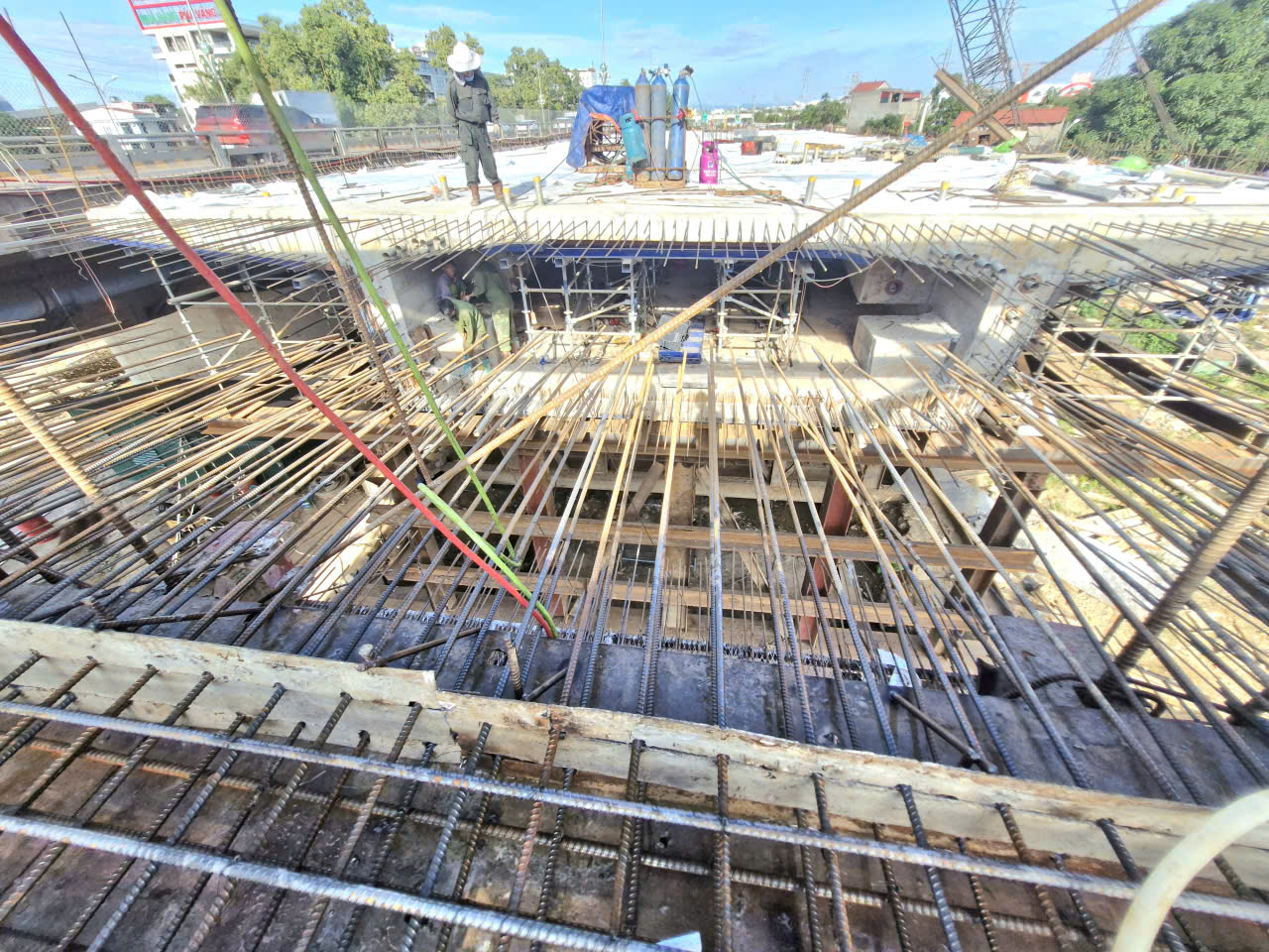 Sau khi được kiểm tra, cầu Xương Giang trên cao tốc Hà Nội - Bắc Giang thi công ra sao?- Ảnh 10.