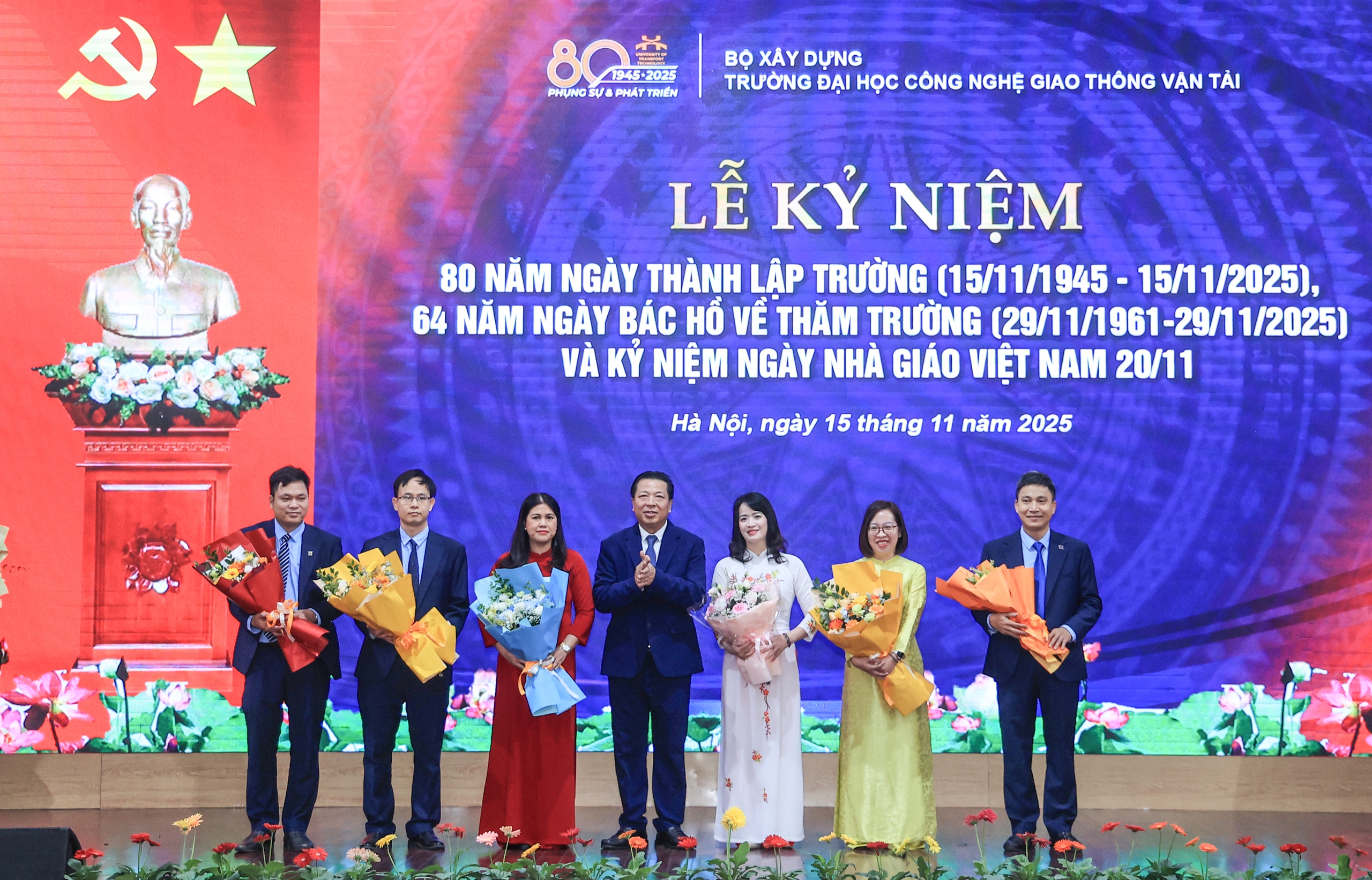 Bộ trưởng Trần Hồng Minh: ĐH Công nghệ GTVT phải là trung tâm đào tạo, đổi mới của ngành- Ảnh 3. Bộ trưởng Trần Hồng Minh: ĐH Công nghệ GTVT phải là trung tâm đào tạo, đổi mới của ngành- Ảnh 3.