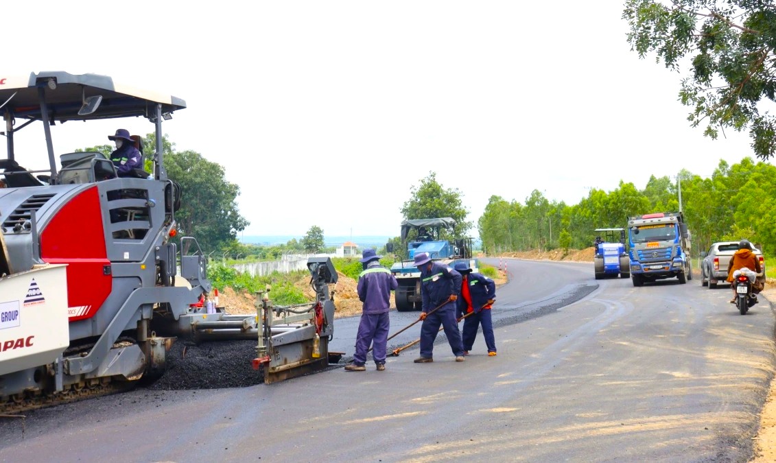 Dự án hơn 1.400 tỷ đồng đối mặt thách thức lớn từ thời tiết và năng lực nhà thầu- Ảnh 1. Dự án hơn 1.400 tỷ đồng đối mặt thách thức lớn từ thời tiết và năng lực nhà thầu- Ảnh 1.