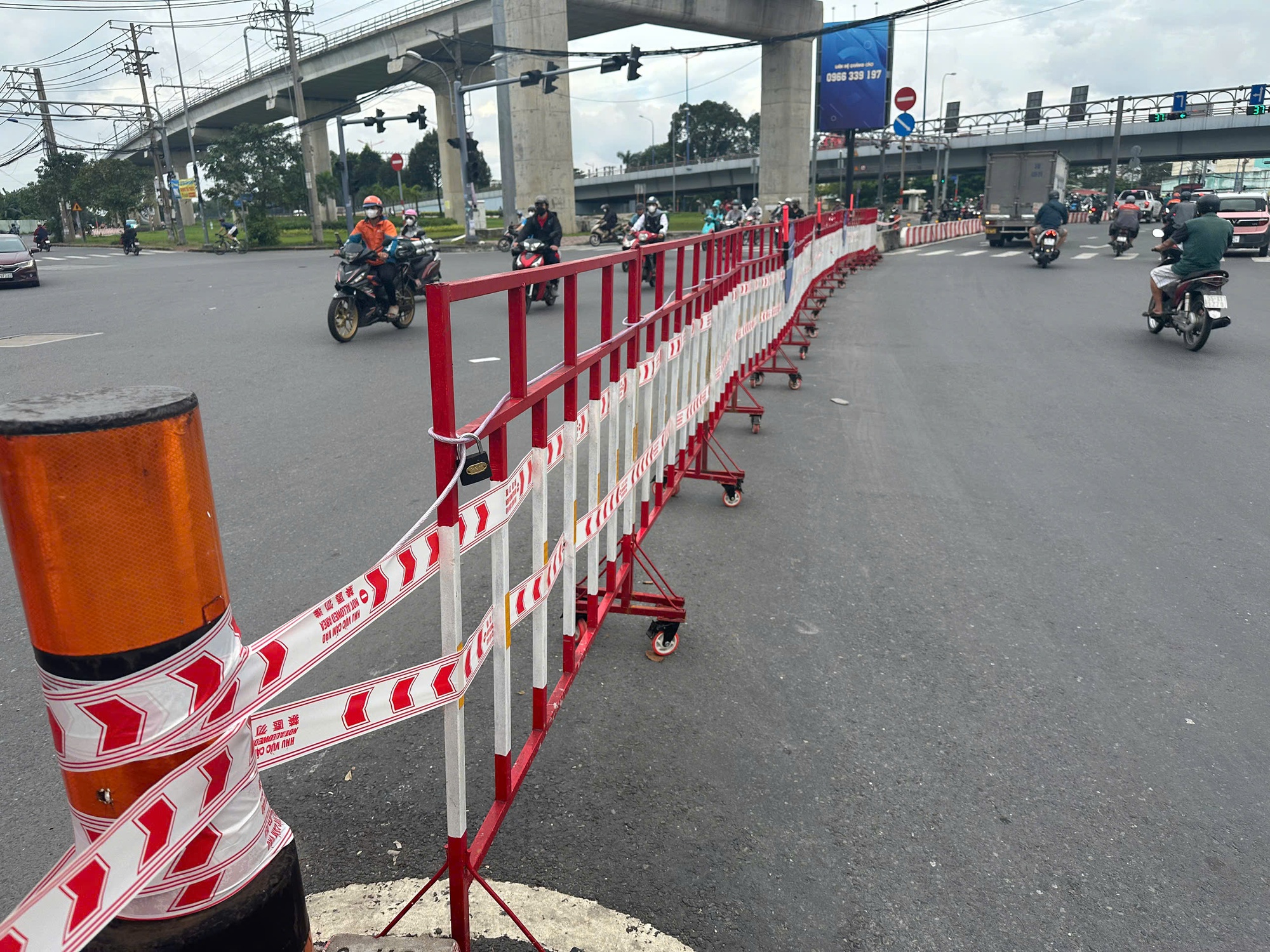 TP.HCM: Ngã tư Thủ Đức hết kẹt xe sau điều chỉnh tổ chức giao thông- Ảnh 1. TP.HCM: Ngã tư Thủ Đức hết kẹt xe sau điều chỉnh tổ chức giao thông- Ảnh 1.