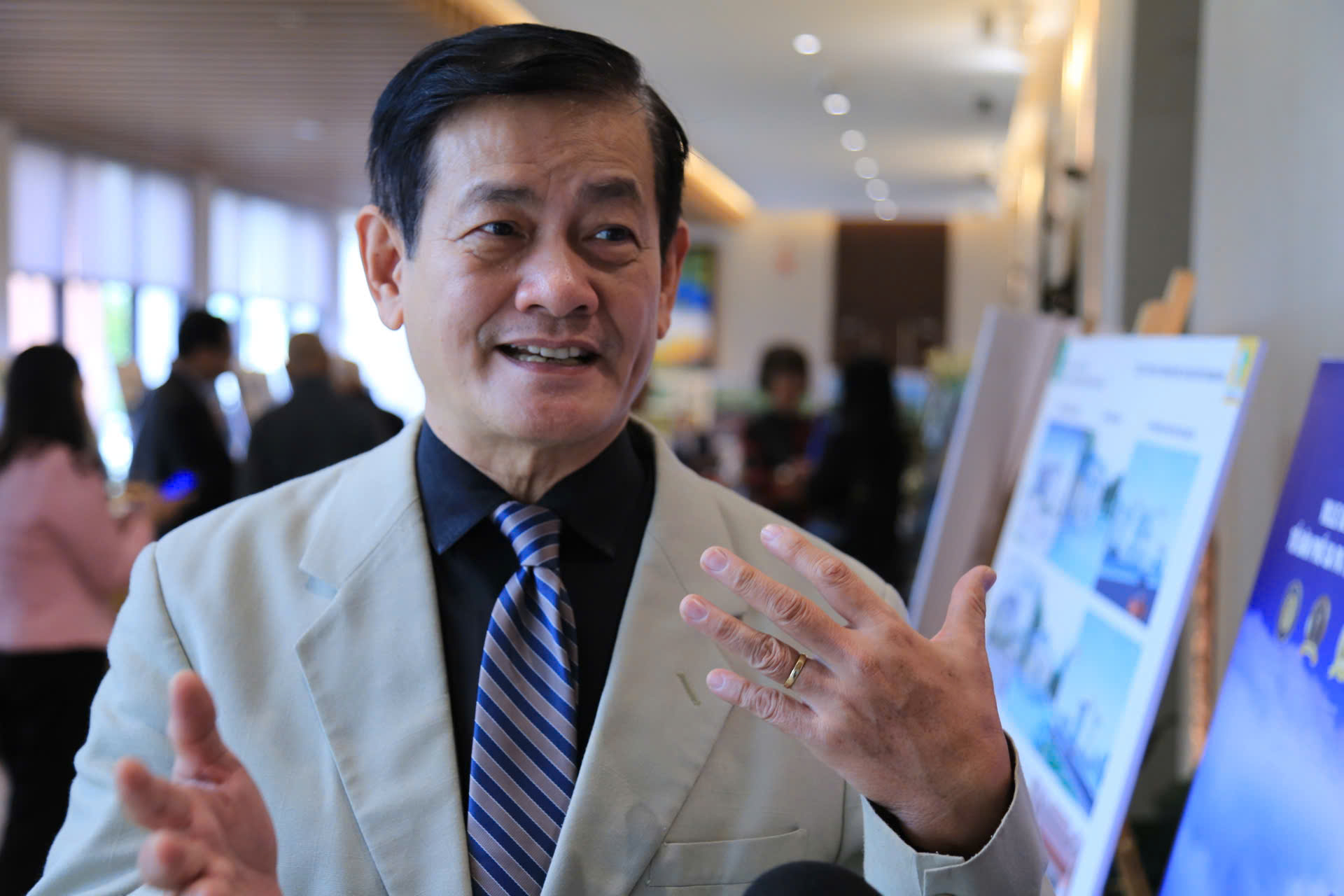 Lào Cai: Chuyên gia hiến kế tháo gỡ “nút thắt” hạ tầng đưa Sa Pa bứt phá- Ảnh 4. Lào Cai: Chuyên gia hiến kế tháo gỡ “nút thắt” hạ tầng đưa Sa Pa bứt phá- Ảnh 4.